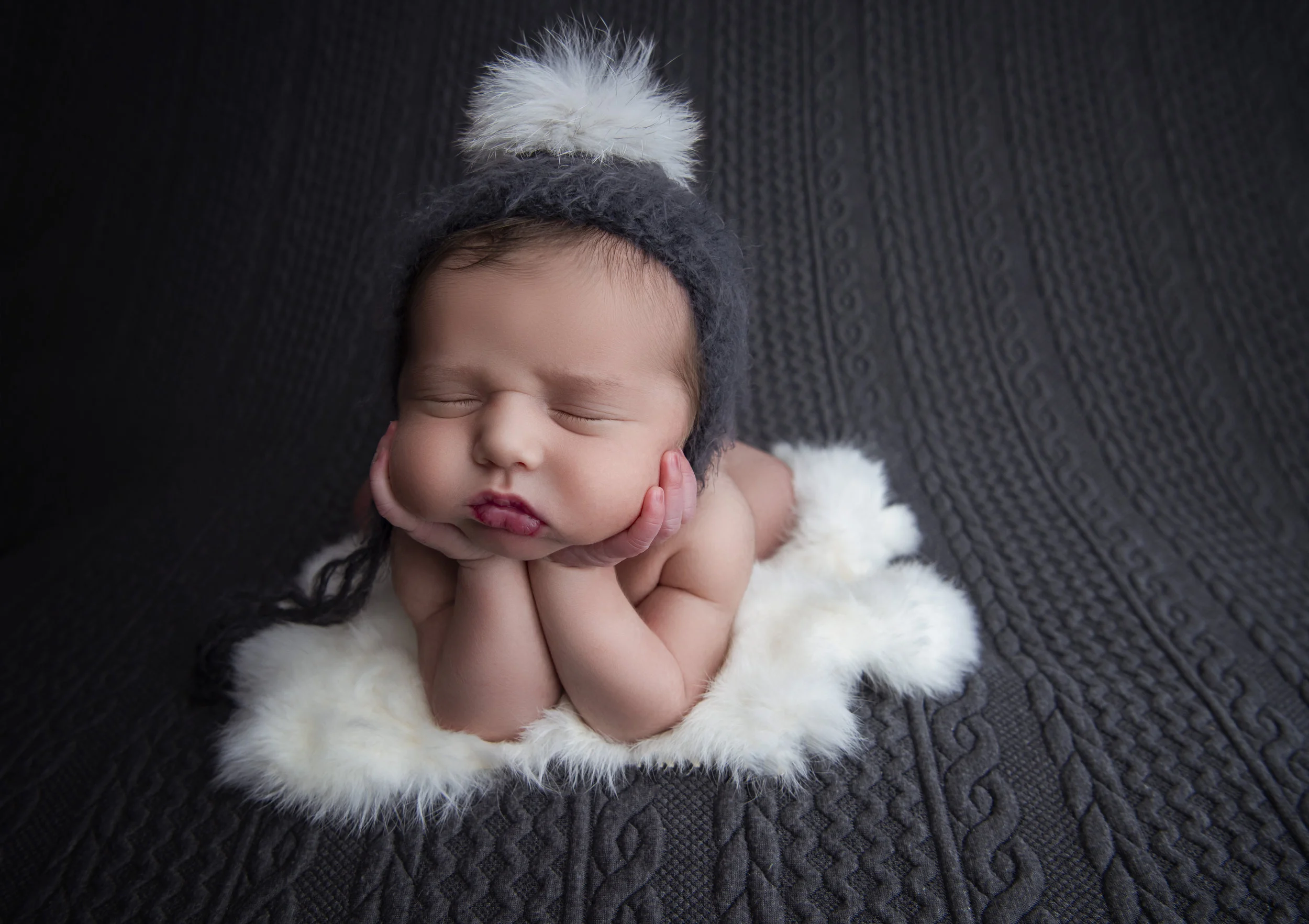 REBEKAH  ANNE PHOTOGRAPHY | HAMILTON NEWBORN PHOTOGRAPHER | BABY RYAN