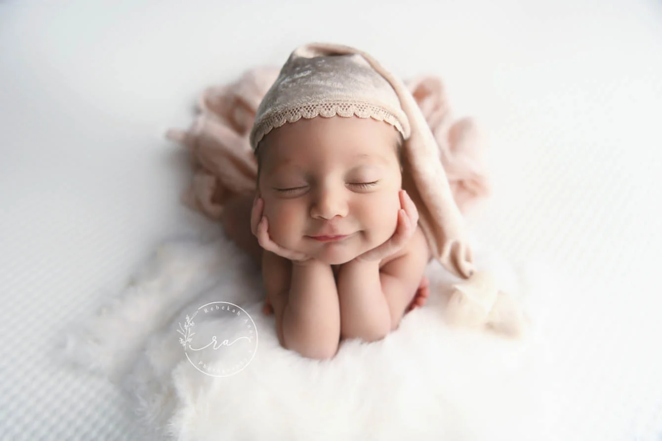 REBEKAH  ANNE PHOTOGRAPHY | TORONTO NEWBORN PHOTOGRAPHER | BABY ELLA