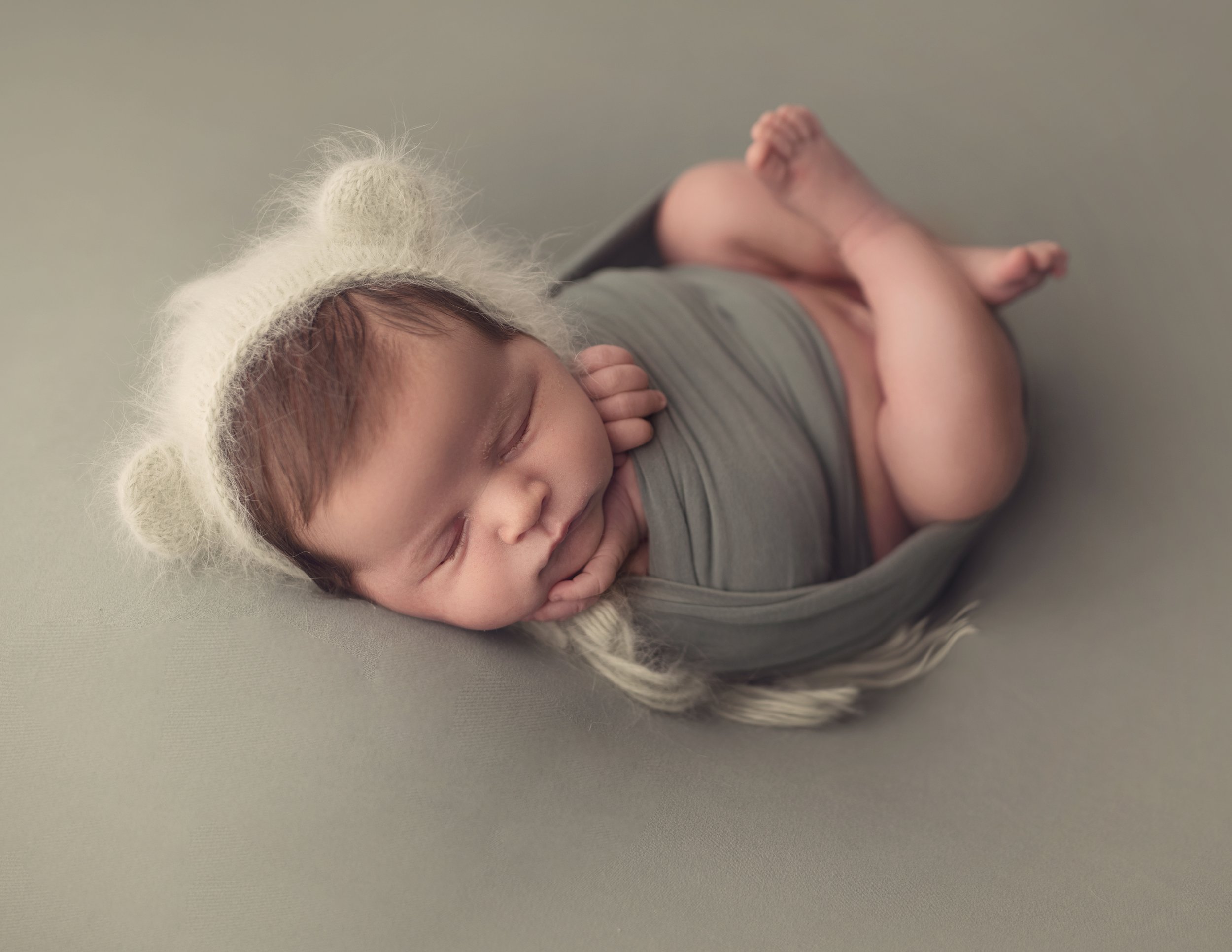 Rebekah Anne Photography | Hamilton Newborn Photographer | Baby Sadie