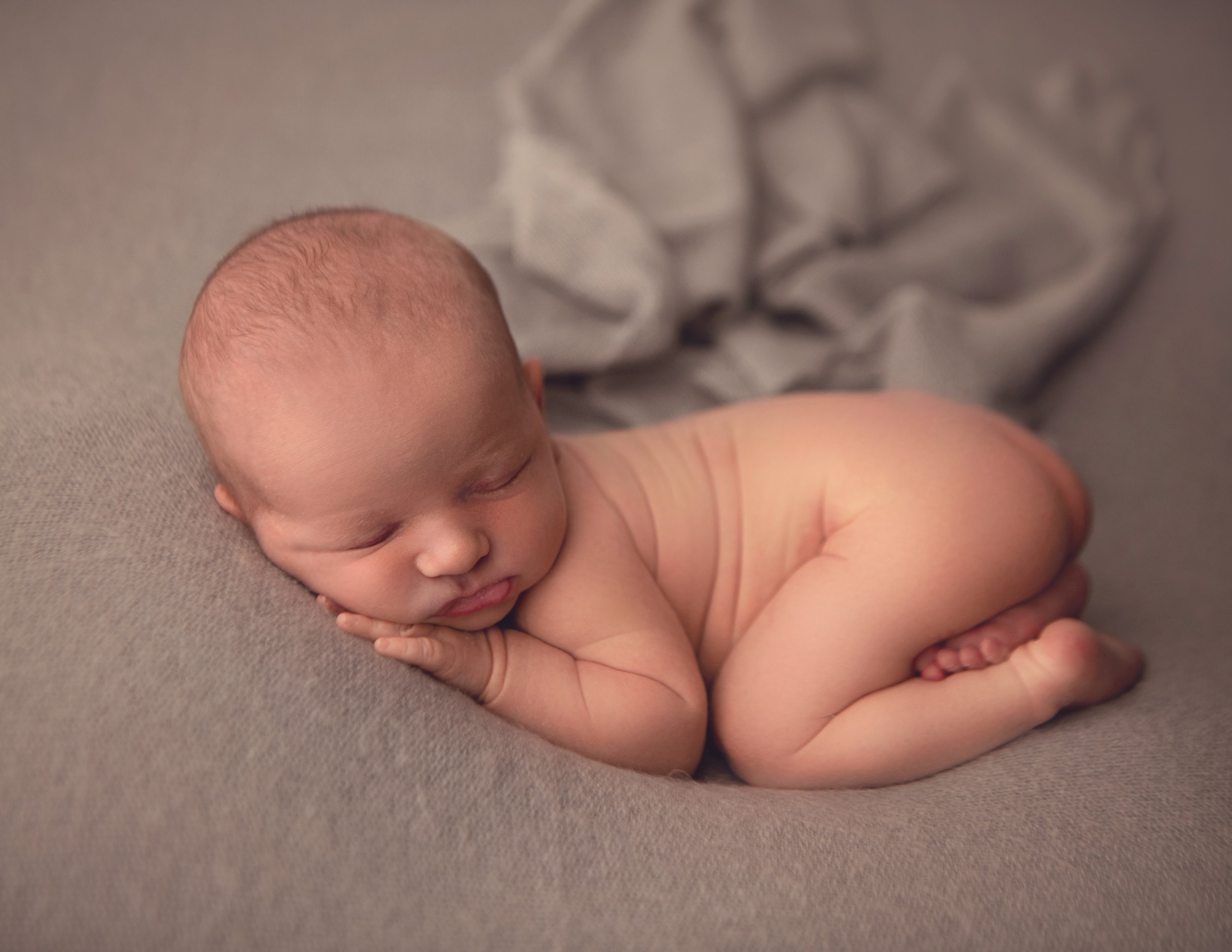  Newborn Photos 