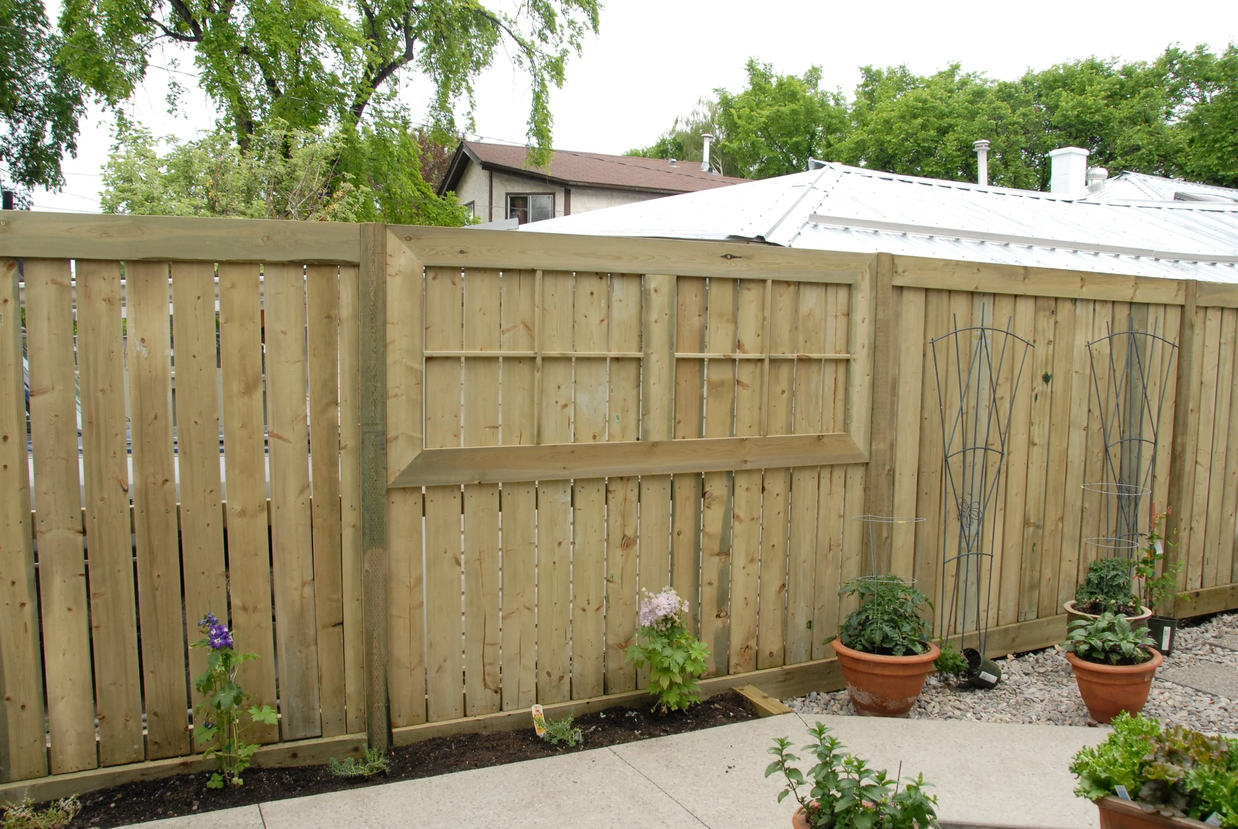 K.L Custom Fence.JPG