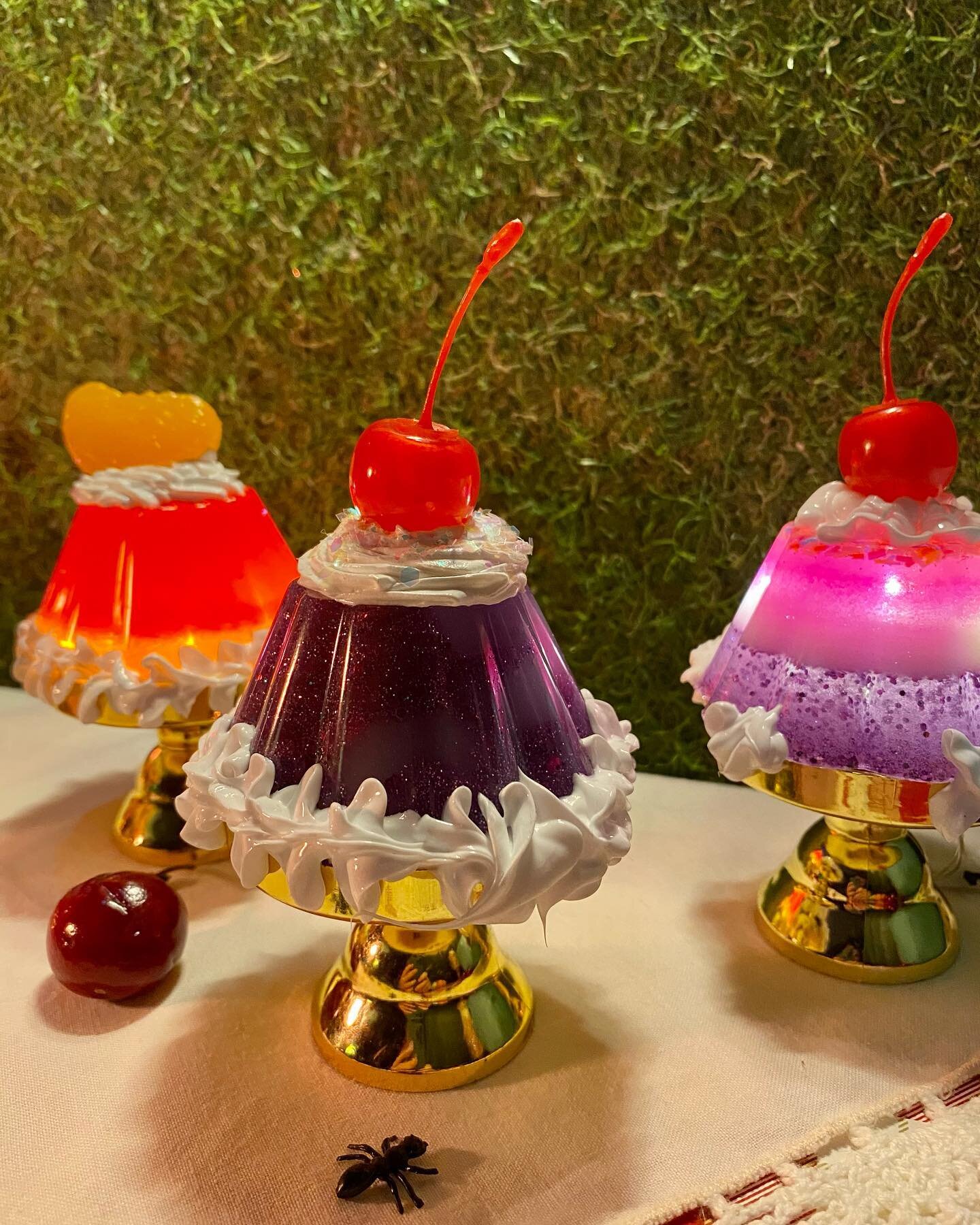 Yes it&rsquo;s true- I made a handful of mini picnic parfait lamps! These are small bites perfect for a sunny day or anytime you&rsquo;d like! I think I will photograph and post these mini lamps for sale on my website next week. It&rsquo;s important 