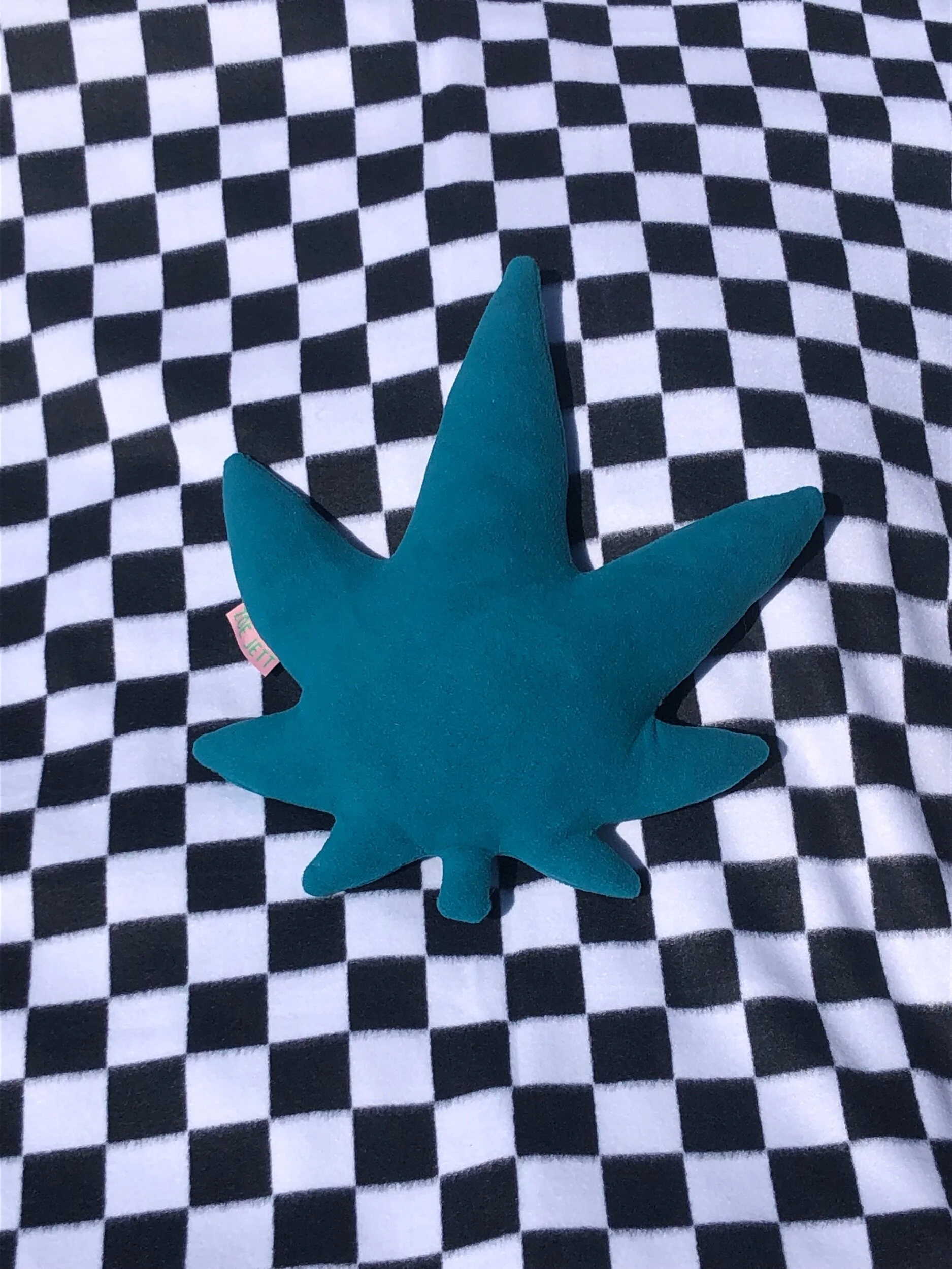 5A9AEDCA-B3A8-400F-AC46-66C1E8464449