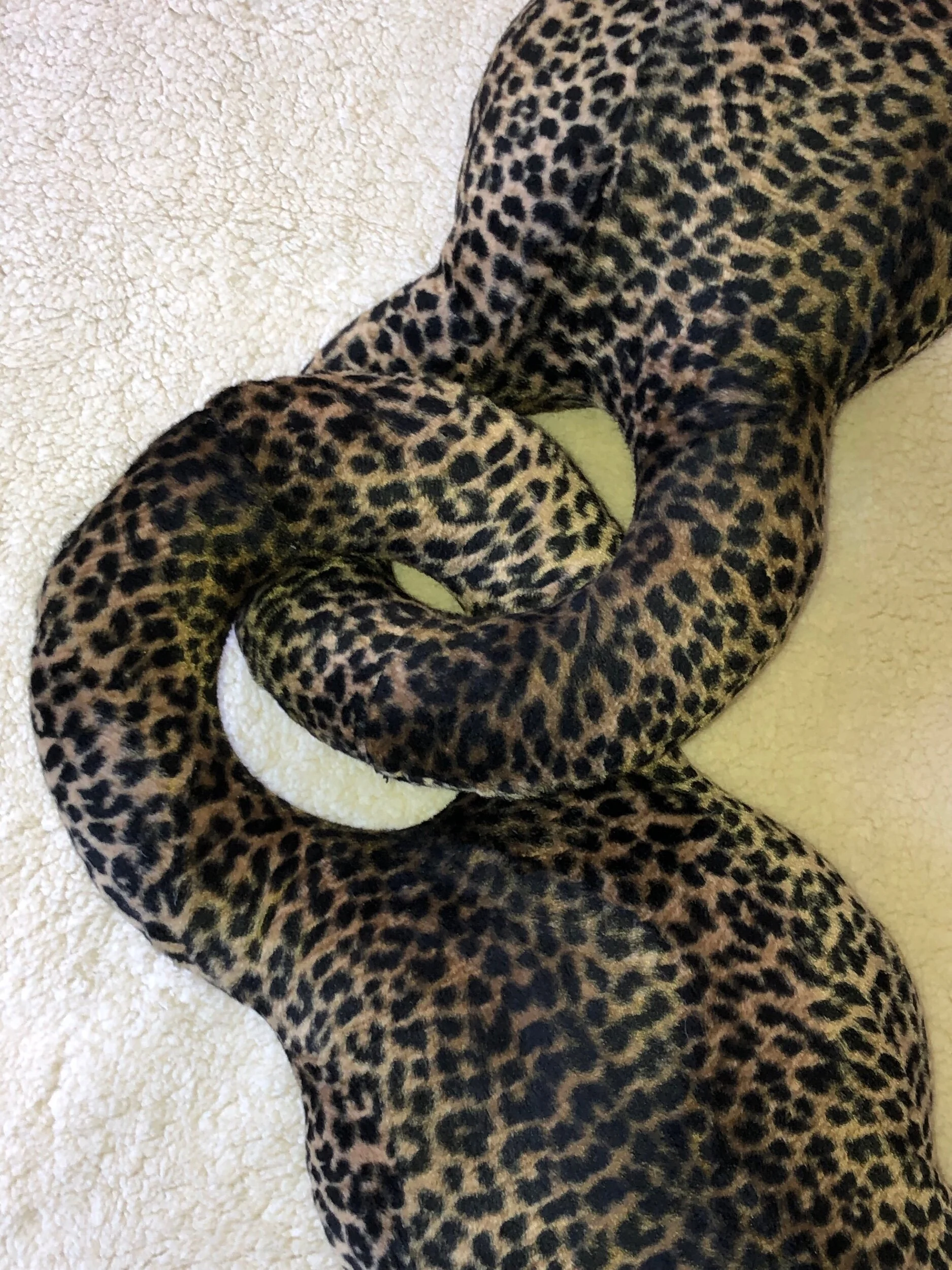 B4DB2C4F-4B15-456D-8773-8FAAE1814BC3