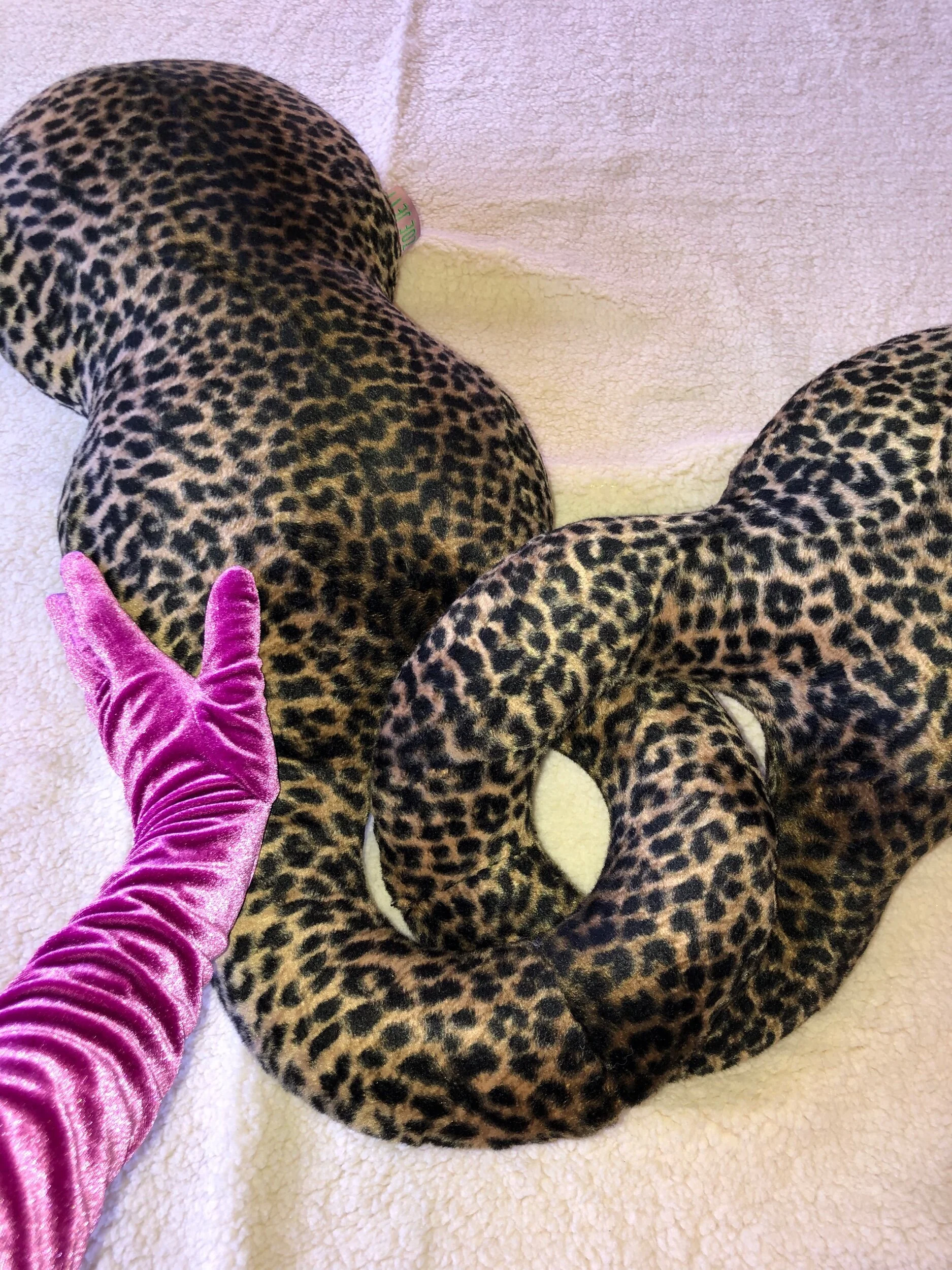 D4F5CF71-E1D9-4F9F-83DF-21457E9152E8