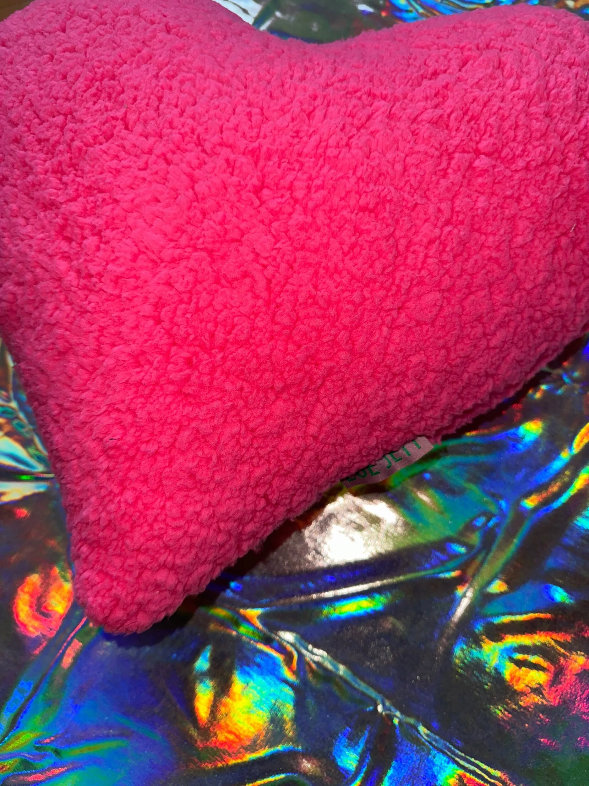 9324EC6F-668C-4385-8BCA-D9055779A14C