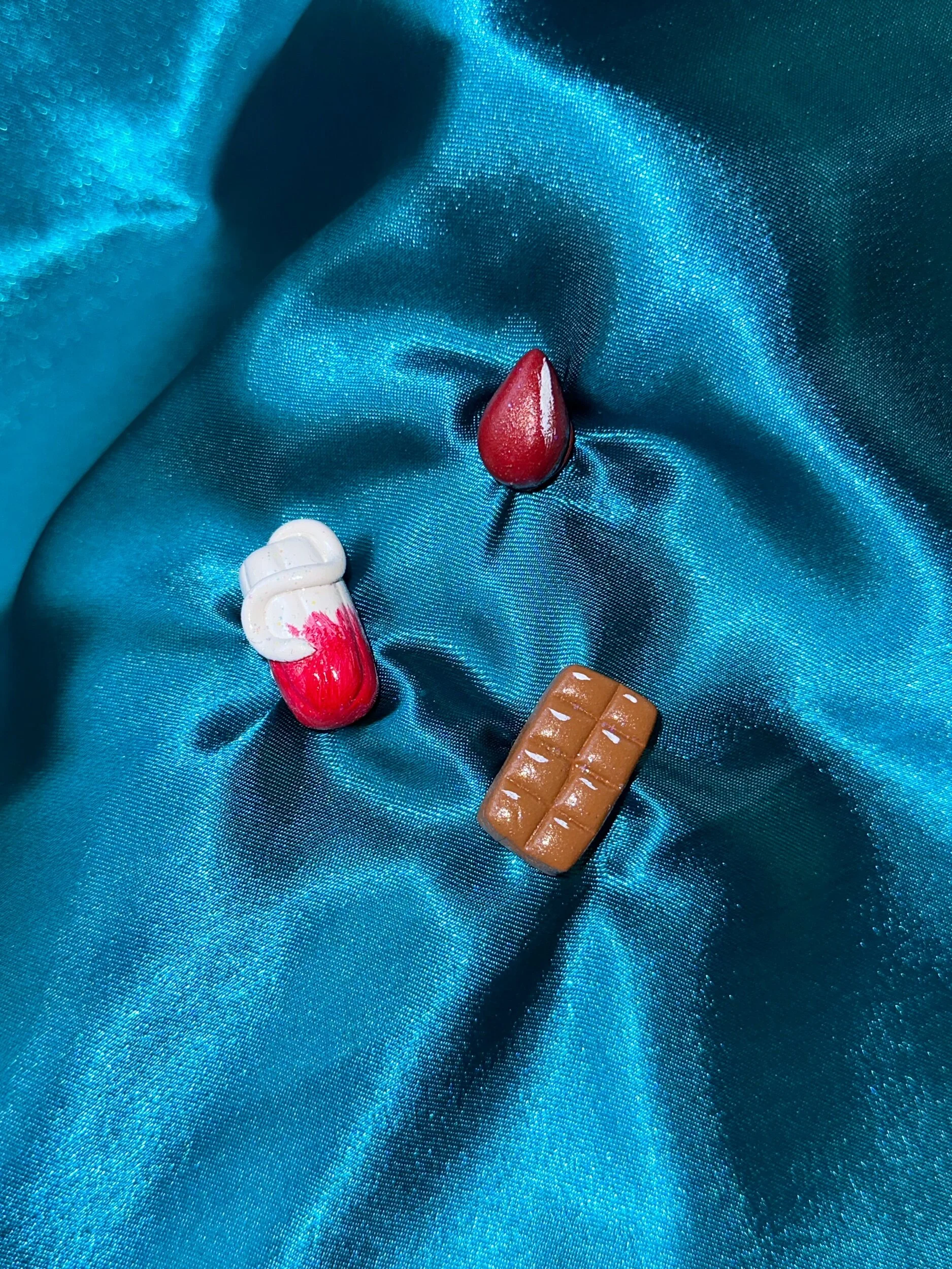 6B57B37E-9AF0-46DE-B77C-2665B0146E28