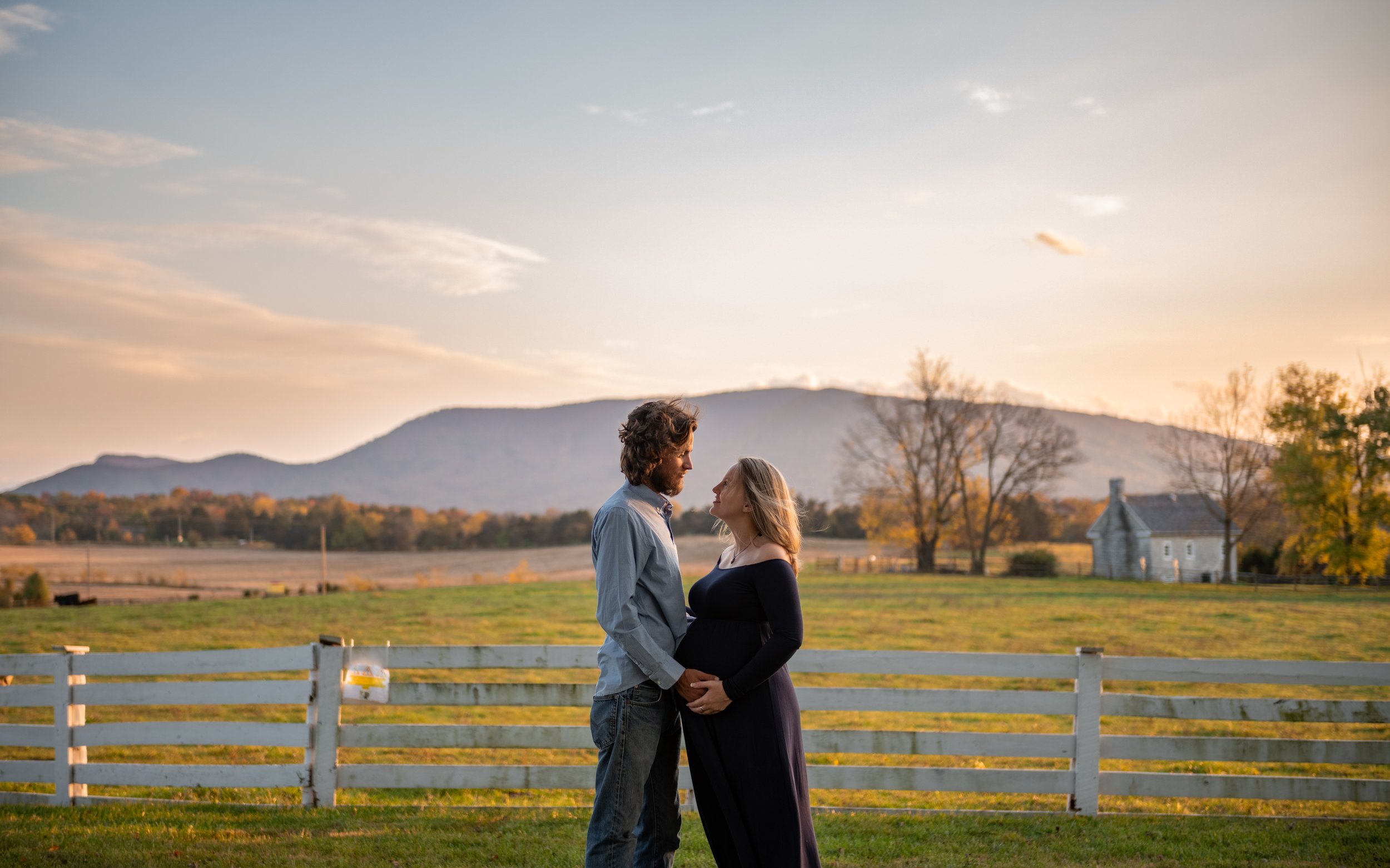 Lindsay Wall Maternity Photo-56.jpg