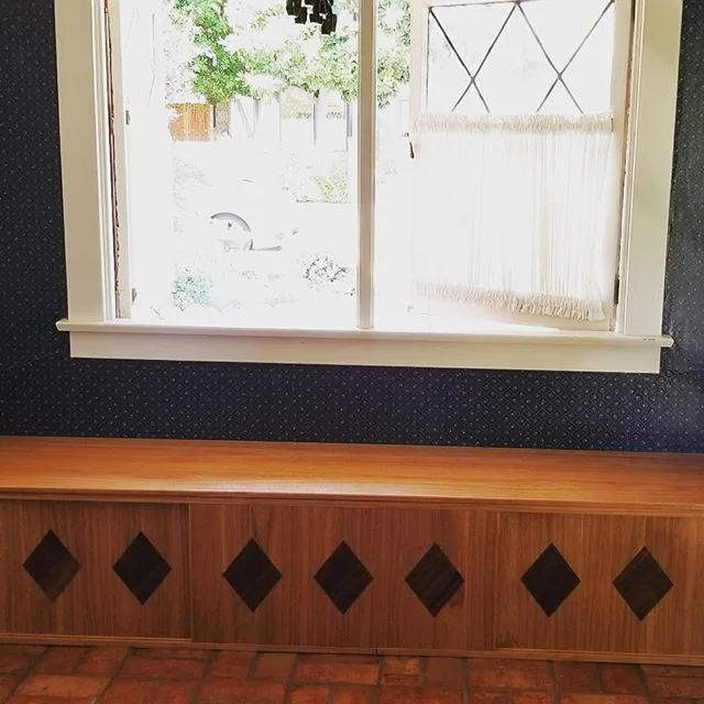 Making all your built-in breakfast nook dreams come true. #woodworking #home decor #interiordesign #diamondsareforever