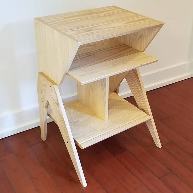 Custom Record Player Stand to fit flush against the wall. #covidtunes #vinylrecordstorage #woodworking