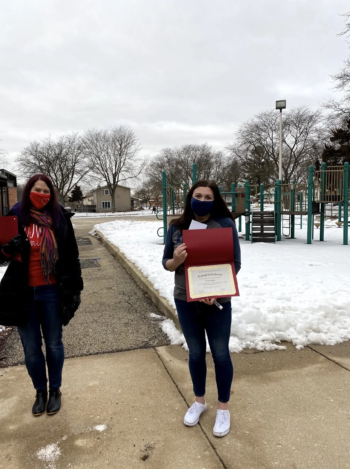 Downers Grove Junior Woman's Club Awards Education Grants to Nine