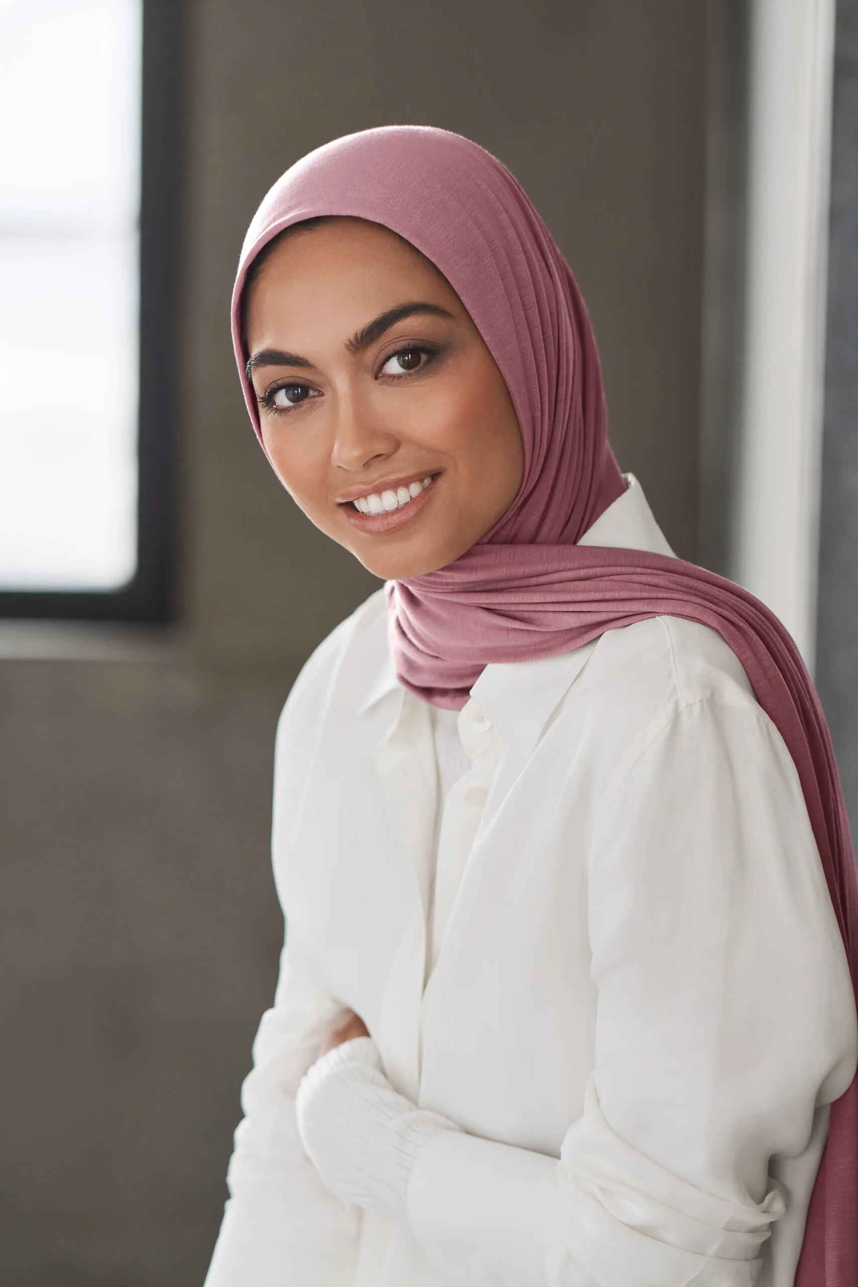 15 - Dusty Rose WRP-PK-J-53_1070-HauteHijab-moon_and_river-retouching.jpg