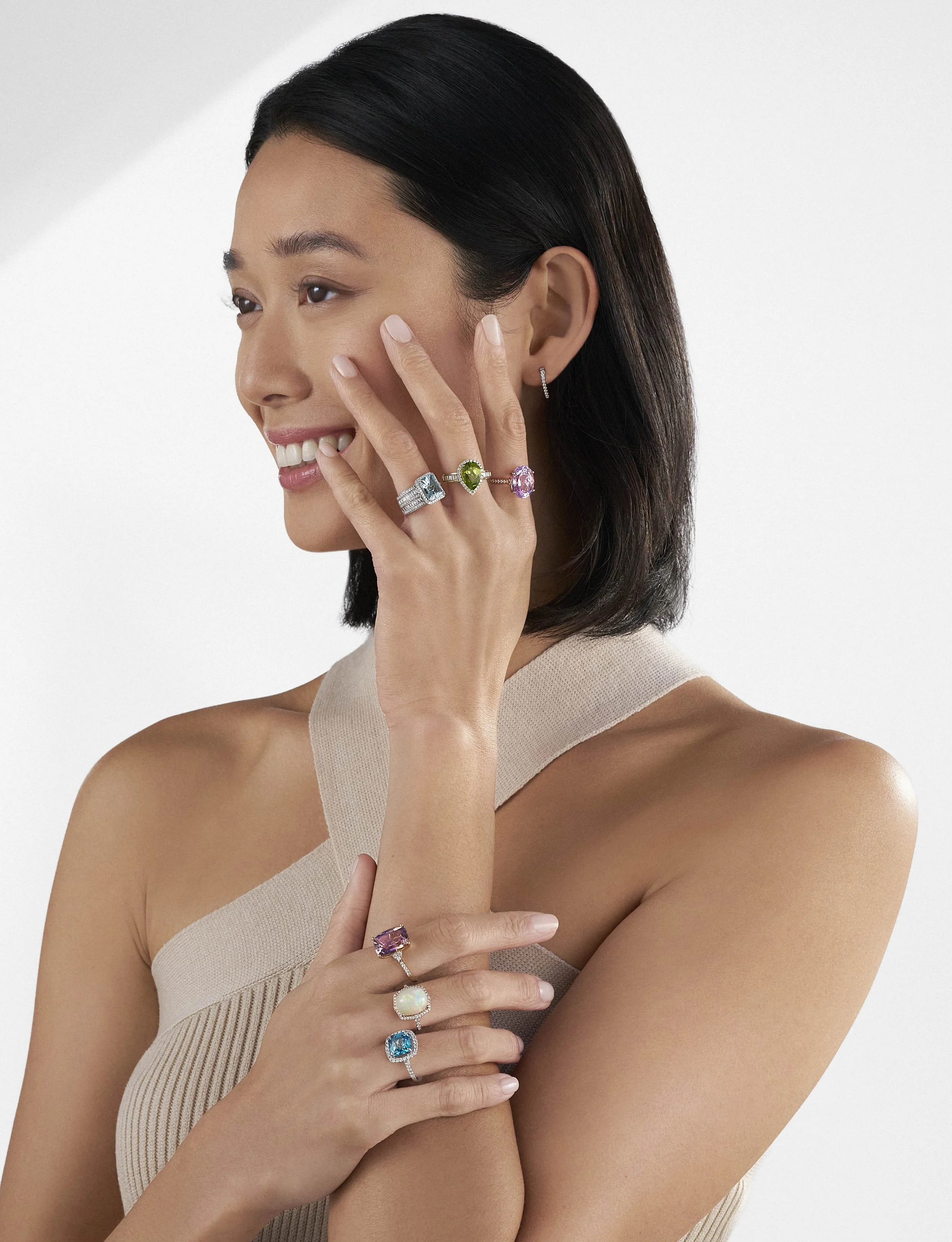 S19_Bonus_1813-FINAL NEW BG copy_jewelry retouching_nyc_2024.jpg