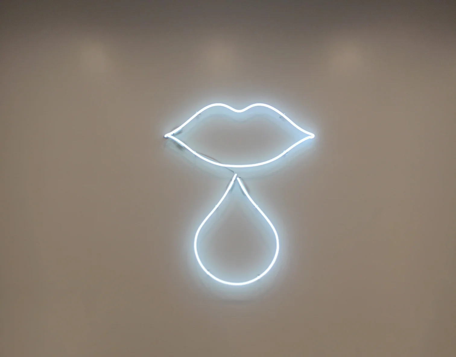 Lip and Drop