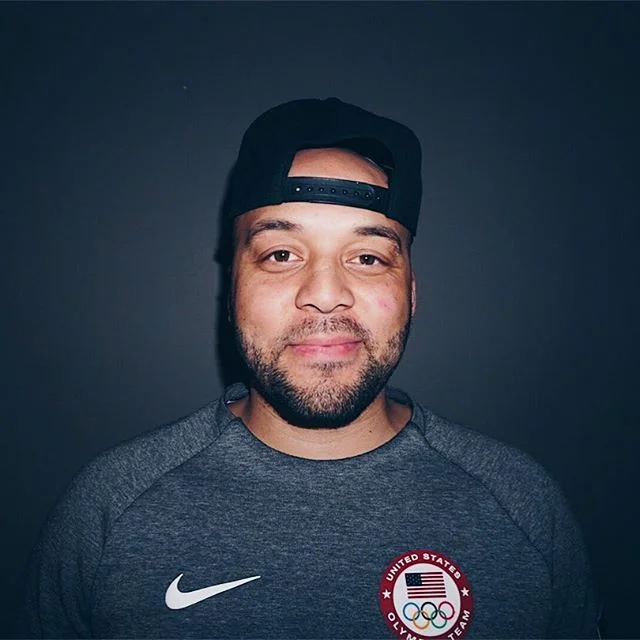 Get to know our Guest Host Sean Little! (@chicagoflow) He’s the creator of @noketchupchicago a dope sports podcast about Chicago sports! He’s featured on Episode 4 of THE FIGHT PODCAST! Enjoy! #TheFightPodcast #TheFight #CombatSports #MMA #Boxing #UFC #PFL #PBC #Bellator #Podcast #Chicago #ChiTown #ForTheCulture #Culture #SergVicente #ProspectAlert #TheBlackAthlete #mmafighting #mmajunkie #mmapodcast #ufcpodcast #boxingpodcast #showtimeboxing #wbo #ibf #noketchupchicago