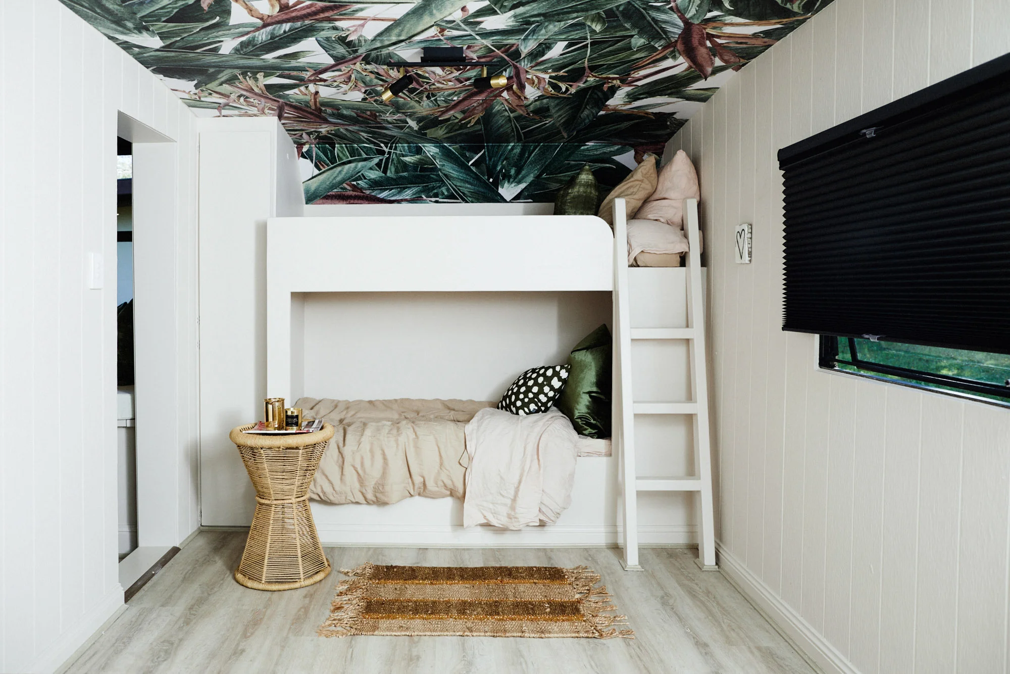 5 MINUTES WITH BONNIE | CARAVAN CONVERSION