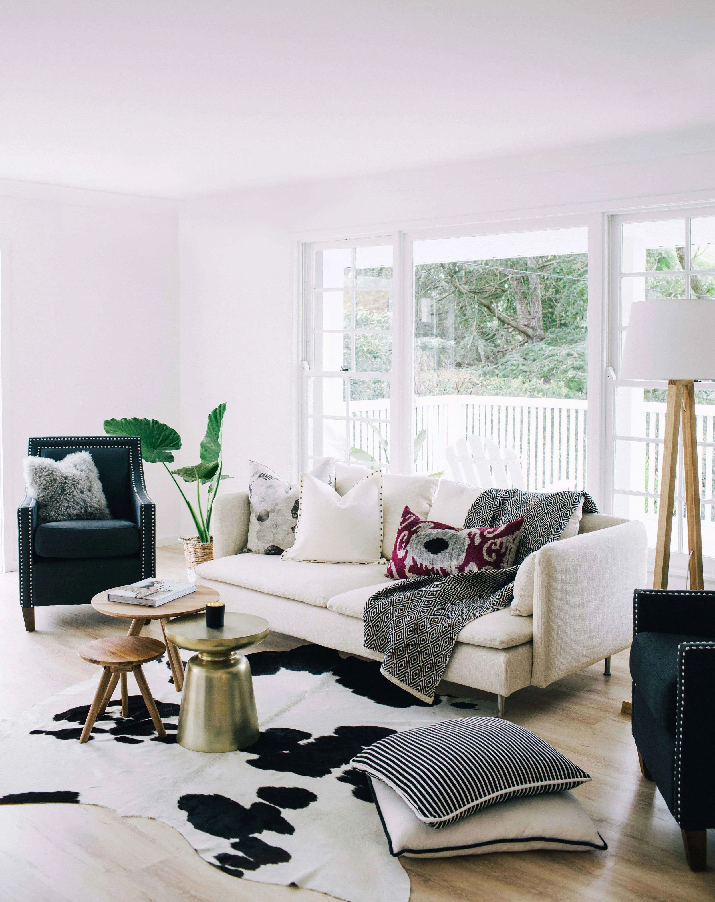 A HOUSE IN THE HILLS TWO