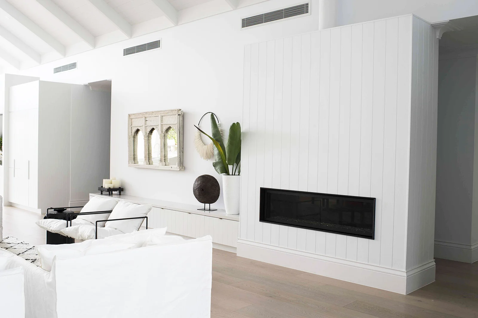 Reno School taught me that I could clad my fireplace! Just not with traditional MDF. I used the same Scyon Axon as Bonnie used on her fireplace. For clarity, this is NOT a pic of my fireplace. This is Bonnie’s house. My lounge room is MUCH smaller ;-)))