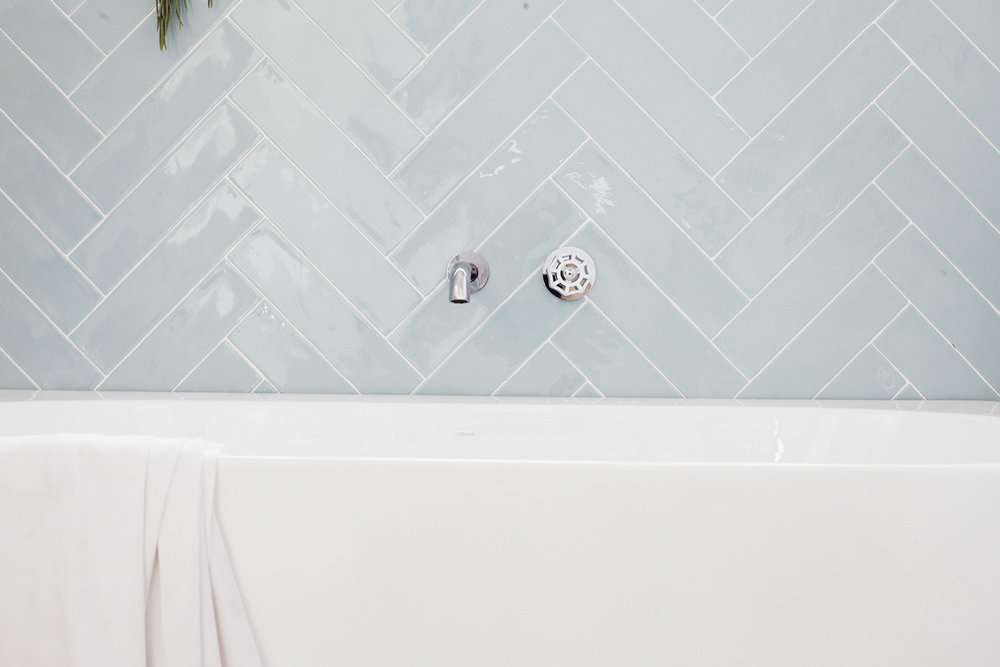How To Choose Grout Like A Pro Three, What Colour Grout For Patterned Tiles