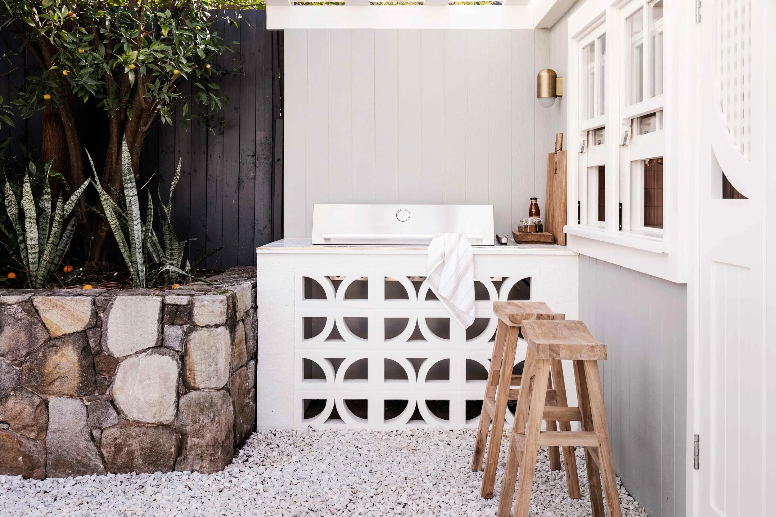 GET THE LOOK OUTDOOR BAR + BBQ — THREE BIRDS RENOVATIONS