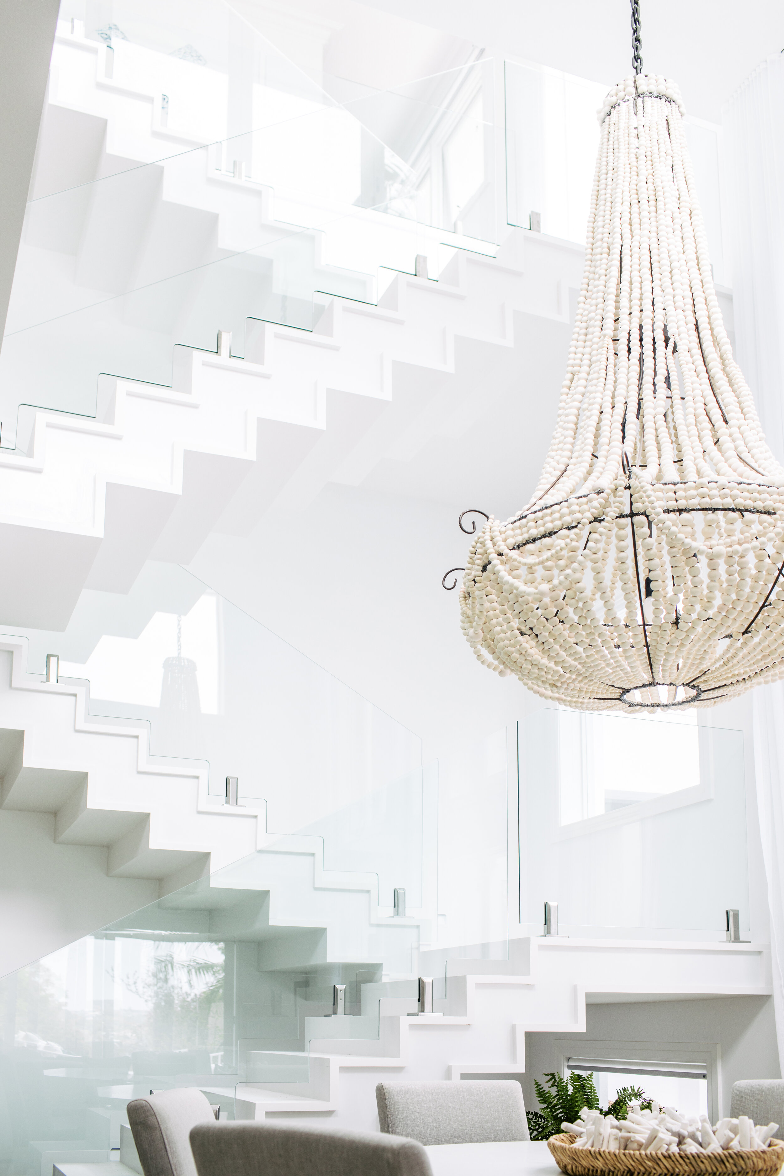 STAIRWAYS TO HEAVEN: STATEMENT STAIRCASES WE LOVE — THREE BIRDS RENOVATIONS