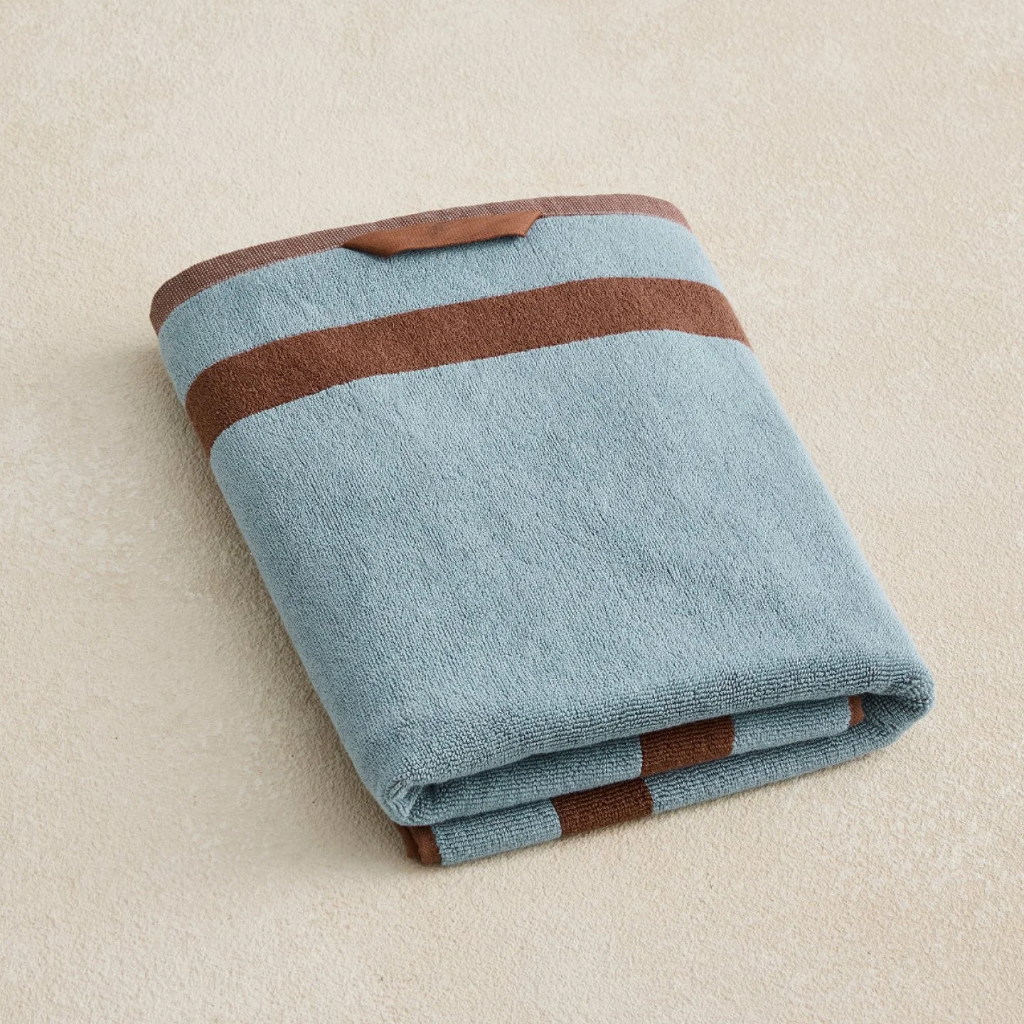 BED THREADS TOWEL