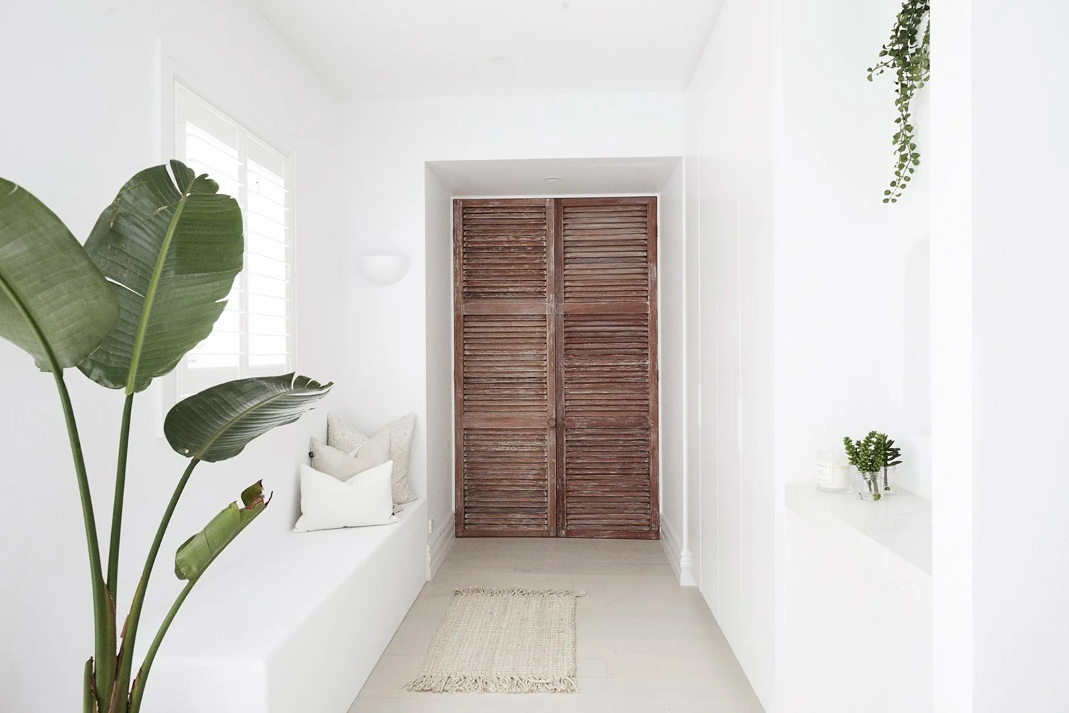 SEE INSIDE LANA’S OWN DREAM HOME! — THREE BIRDS RENOVATIONS