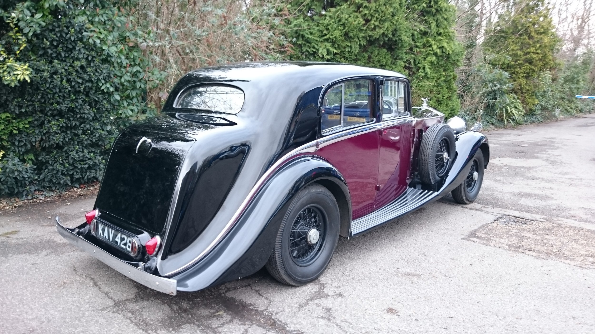 Classic Car Hire Rolls Royce Phantom III 1937 Birthday Party.JPG