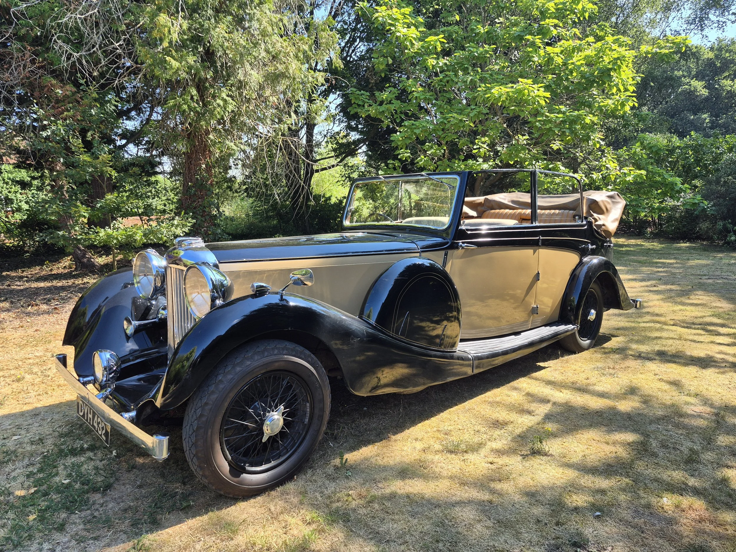 1938 LAGONDA LG45 TICKFORD ALL-WEATHER SALOON