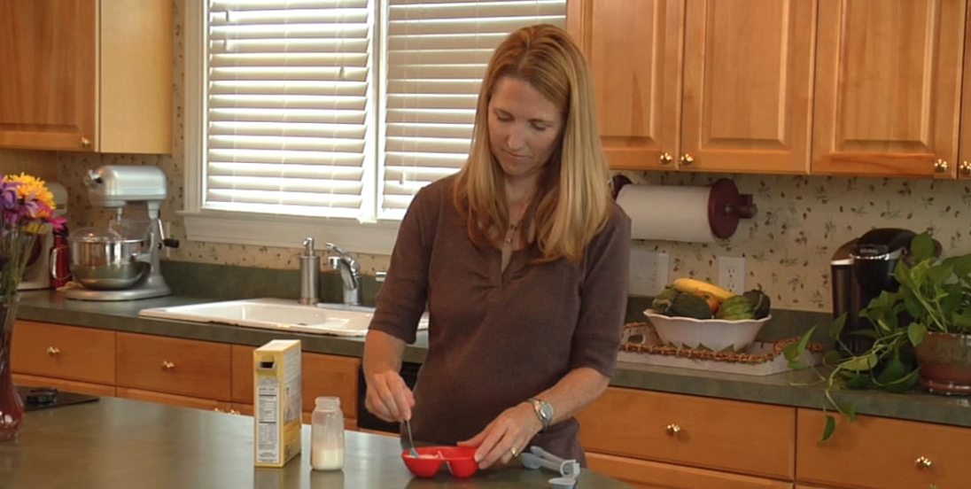 How to Mix Baby Cereal (BHTV2-05S)