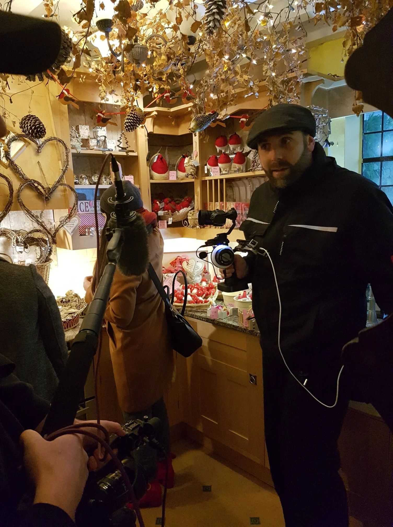  Pete Sims from 7Video filming in a gift shop in Shrewsbury. 