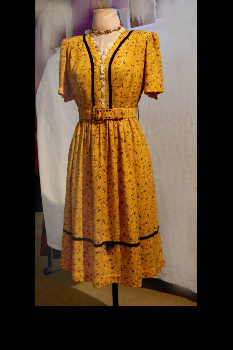 c. 1942 Utility afternoon dress in printed rayon