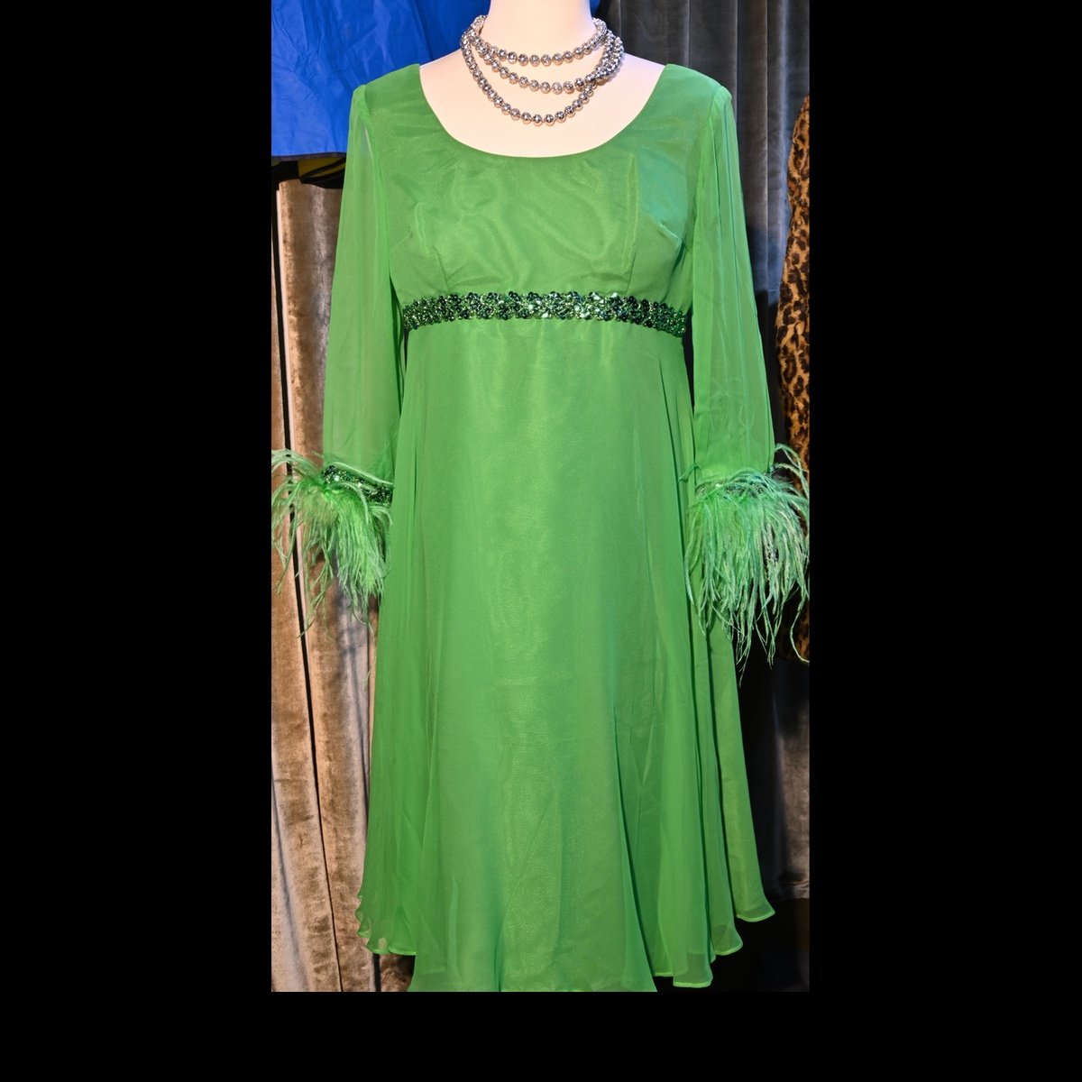 c.1965 Green cocktail dress
