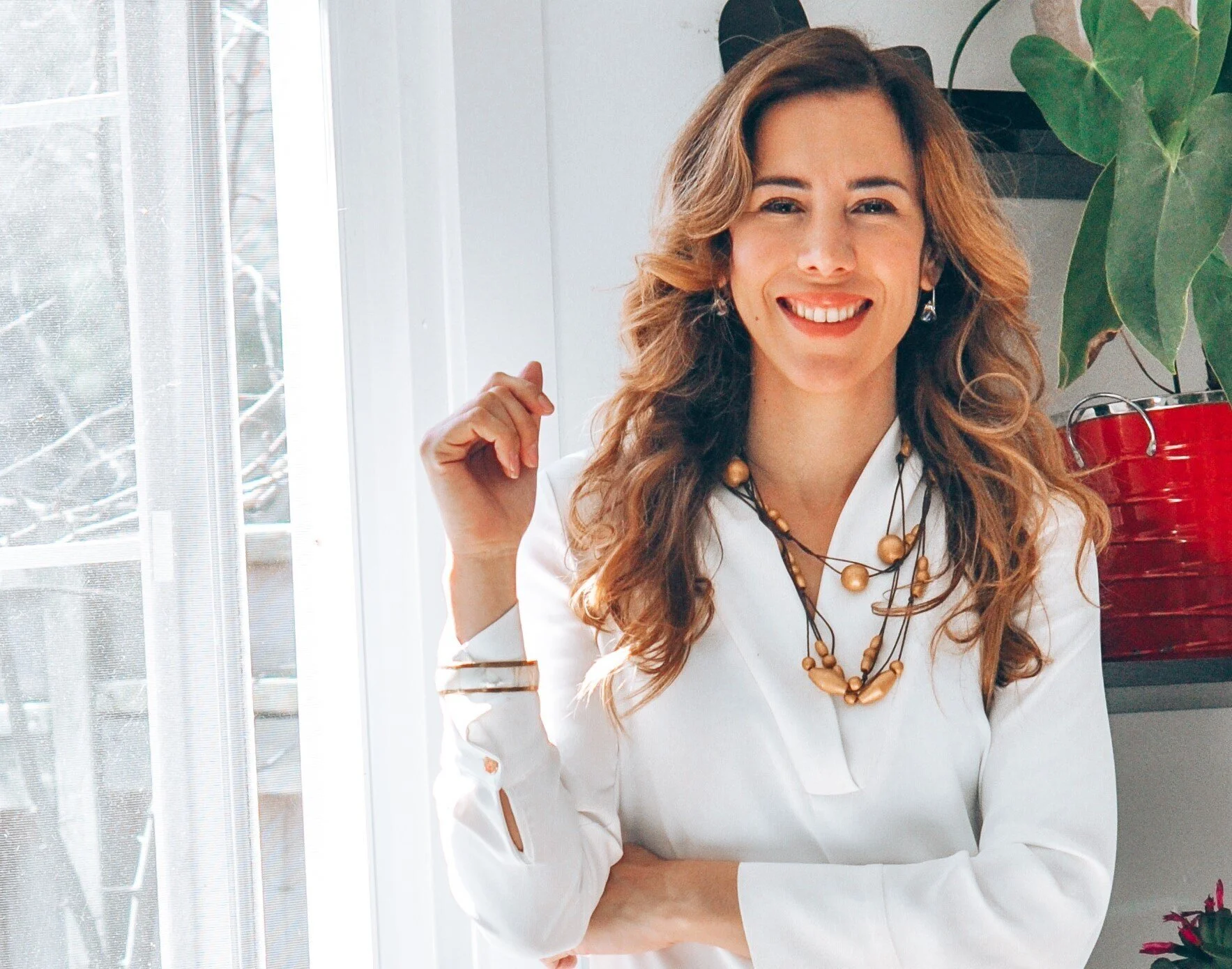 FOR ENTREPRENEURS WHO WANT TO ATTRACT CLIENTS INSTEAD OF RECRUITERS ON LINKEDIN -Linkedin Coach