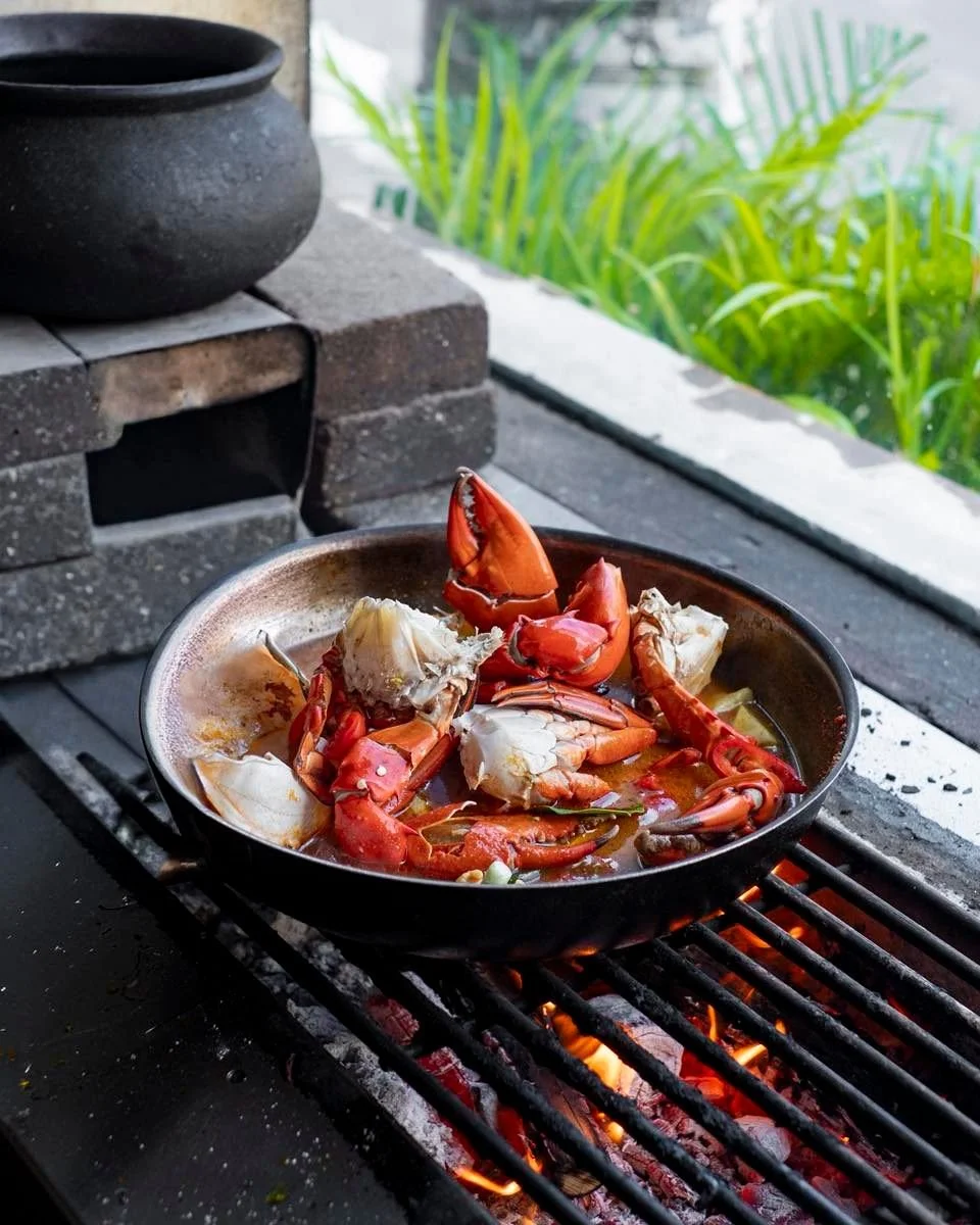 From the flames to your plate &mdash; where spice meets the sea and stories start to simmer. Who&rsquo;s in for a flavor ride?

&mdash;
𝐨𝐩𝐞𝐧 𝐝𝐚𝐢𝐥𝐲 𝟏𝟮 𝗽𝐦 𝐭𝐨 𝟏𝟎 𝐩𝐦

𝗥𝗘𝗦𝗘𝗥𝗩𝗔𝗧𝗜𝗢𝗡
Online: 𝐰𝐰𝐰.𝐥𝐢𝐚𝐩𝐥𝐢𝐚𝐩.𝐜𝐨𝐦
Call: 