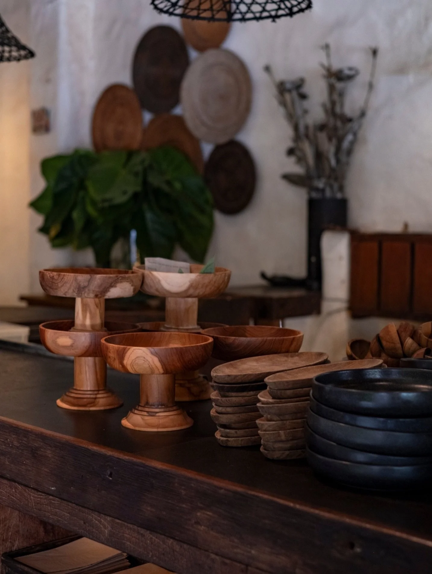 A new year starts where the fire&rsquo;s lit. Wood-fired grills, Indonesian flavors, cooked slow and soulful. This is how fresh beginnings should taste.

Gather, grill-side. Start the year right.

&mdash;
𝐨𝐩𝐞𝐧 𝐝𝐚𝐢𝐥𝐲 𝟏𝟮 𝗽𝐦 𝐭𝐨 𝟏𝟎 𝐩𝐦
