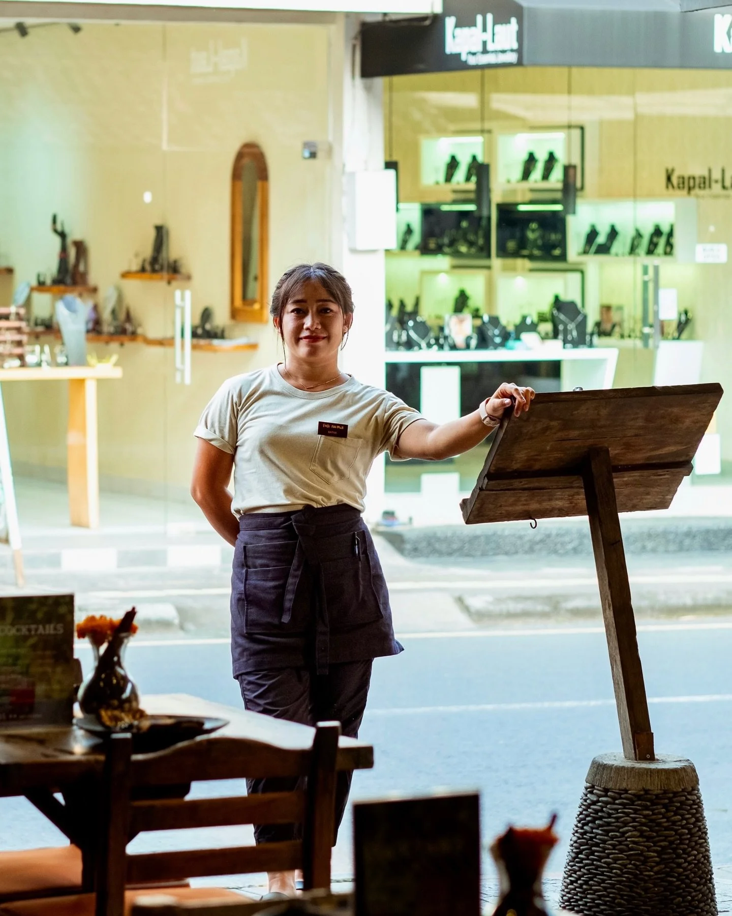 Meet Ratna &mdash; the smile that starts your meal. From the warm welcome to the fire-grilled flavors, she keeps everything flowing at the best Indonesia grill restaurant in Ubud. Walk in &mdash; she&rsquo;ll take care of the rest.

&mdash;
𝐨𝐩𝐞𝐧 