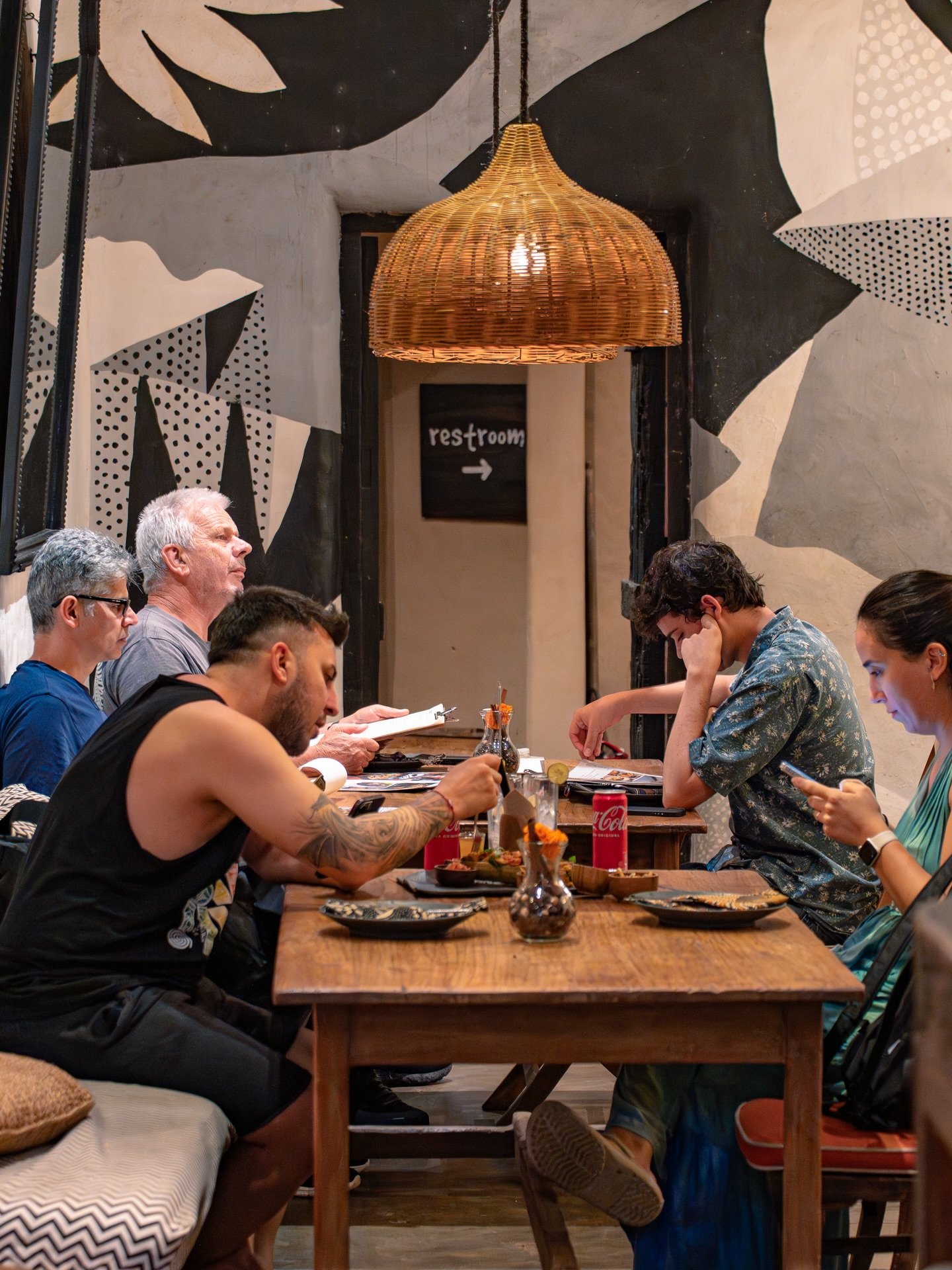 Shared plates, rooted recipes, and flavors made to linger. Find your table at the best Indonesian restaurant in Ubud. Join us for lunch or dinner &mdash; your table&rsquo;s ready.

&mdash;
𝐨𝐩𝐞𝐧 𝐝𝐚𝐢𝐥𝐲 𝟏𝟮 𝗽𝐦 𝐭𝐨 𝟏𝟎 𝐩𝐦

𝗥𝗘𝗦𝗘𝗥𝗩𝗔?