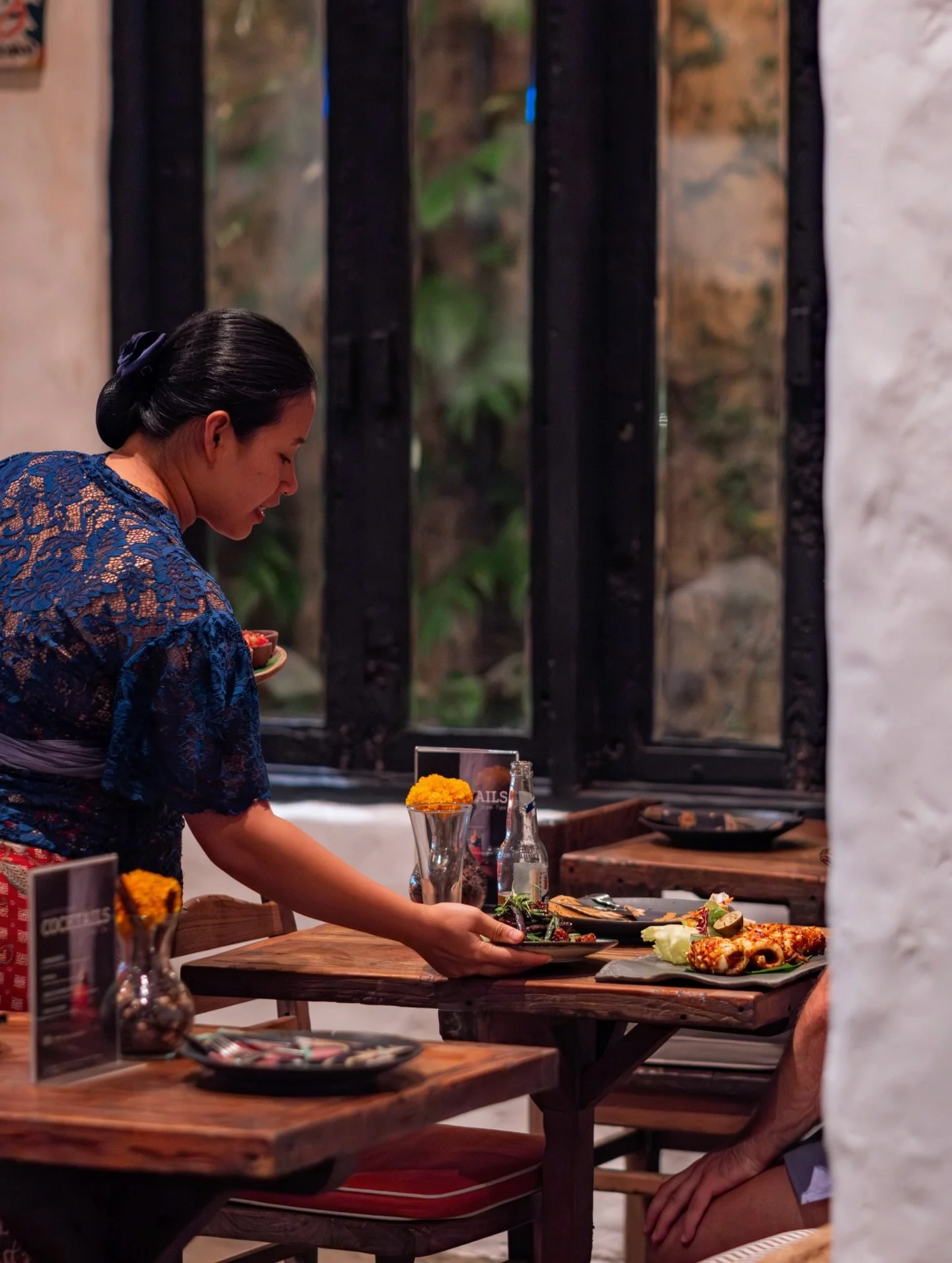 From the flames to your table. A culinary adventure through the vibrant tastes of Indonesia.

Pull up a chair and let&rsquo;s feast at the best Indonesian restaurant in Ubud

&mdash;
𝐨𝐩𝐞𝐧 𝐝𝐚𝐢𝐥𝐲 𝟏𝟮 𝗽𝐦 𝐭𝐨 𝟏𝟎 𝐩𝐦

𝗥𝗘𝗦𝗘𝗥𝗩𝗔𝗧𝗜𝗢?