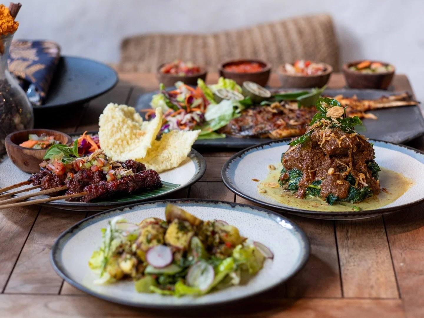 This isn&rsquo;t just a feast, it&rsquo;s a full-on flavor trip. Book a table or just walk in, we&rsquo;re ready

&mdash;
𝐨𝐩𝐞𝐧 𝐝𝐚𝐢𝐥𝐲 𝟏𝟮 𝗽𝐦 𝐭𝐨 𝟏𝟎 𝐩𝐦

𝗥𝗘𝗦𝗘𝗥𝗩𝗔𝗧𝗜𝗢𝗡
Online: 𝐰𝐰𝐰.𝐥𝐢𝐚𝐩𝐥𝐢𝐚𝐩.𝐜𝐨𝐦
Call: +𝟲𝟮 𝟯𝟲𝟭 ?