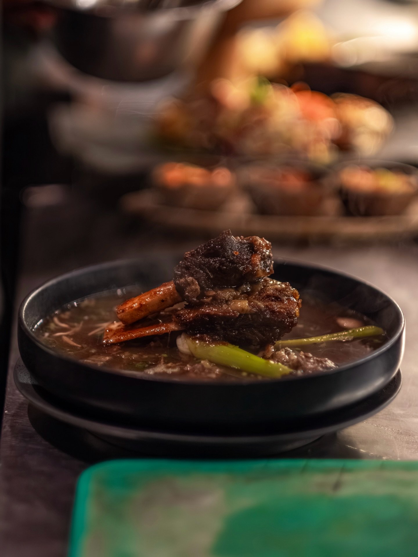 Slow-cooked, packed with deep flavor. Pull up, your table&rsquo;s waiting

&mdash;
𝐨𝐩𝐞𝐧 𝐝𝐚𝐢𝐥𝐲 𝟏𝟮 𝗽𝐦 𝐭𝐨 𝟏𝟎 𝐩𝐦

𝗥𝗘𝗦𝗘𝗥𝗩𝗔𝗧𝗜𝗢𝗡
Online: 𝐰𝐰𝐰.𝐥𝐢𝐚𝐩𝐥𝐢𝐚𝐩.𝐜𝐨𝐦
Call: +𝟲𝟮 𝟯𝟲𝟭 𝟵𝟬𝟴 𝟬𝟴𝟬𝟬
WhatsApp: +𝟔𝟐 𝟖𝟏𝟯 ?