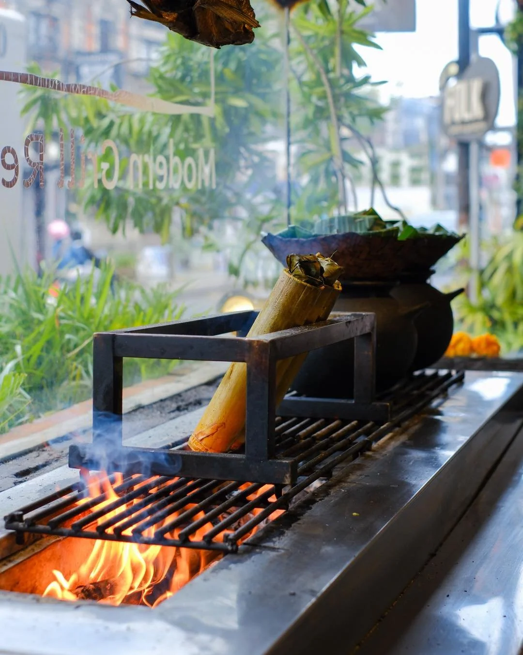 The fire&rsquo;s on, the flavors are ready, and your Indonesian feast is waiting. See you for lunch or dinner

&mdash;
𝐨𝐩𝐞𝐧 𝐝𝐚𝐢𝐥𝐲 𝟏𝟮 𝗽𝐦 𝐭𝐨 𝟏𝟎 𝐩𝐦

𝗥𝗘𝗦𝗘𝗥𝗩𝗔𝗧𝗜𝗢𝗡
Online: 𝐰𝐰𝐰.𝐥𝐢𝐚𝐩𝐥𝐢𝐚𝐩.𝐜𝐨𝐦
Call: +𝟲𝟮 𝟯𝟲𝟭 𝟵𝟬
