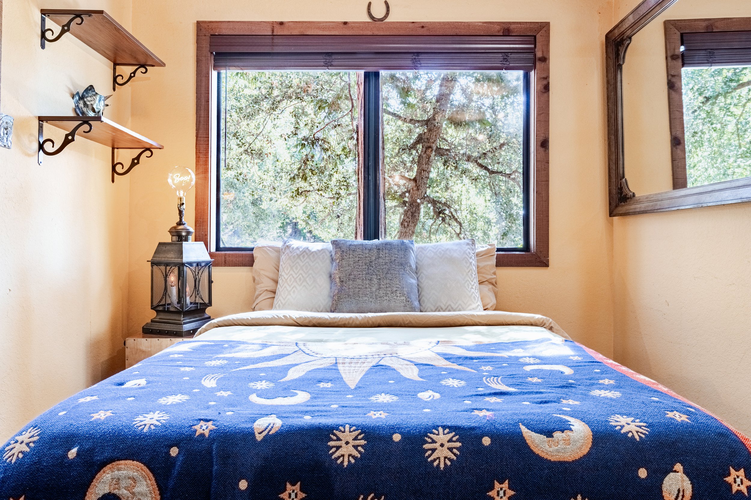 The Day Star Room Sleeps 2