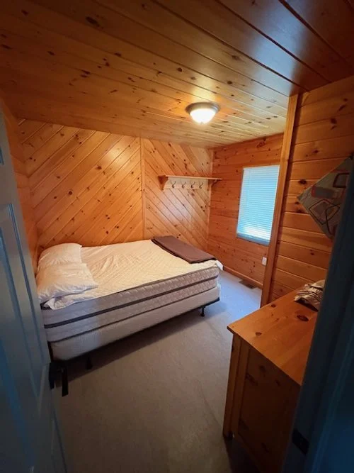 standard cabin bedroom.jpeg