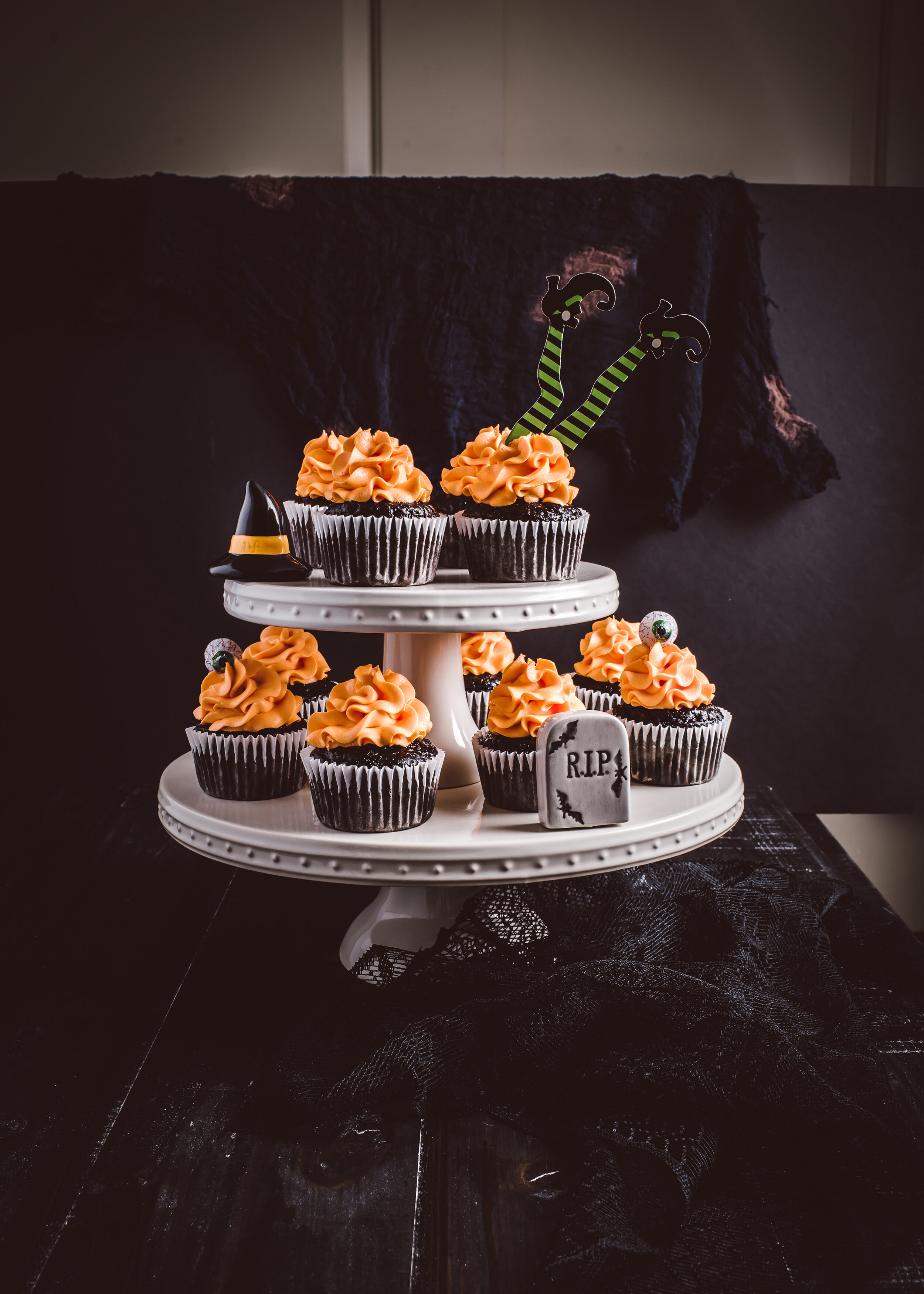 Cupcakes-1a_MichelleTucker_Retouching.jpg