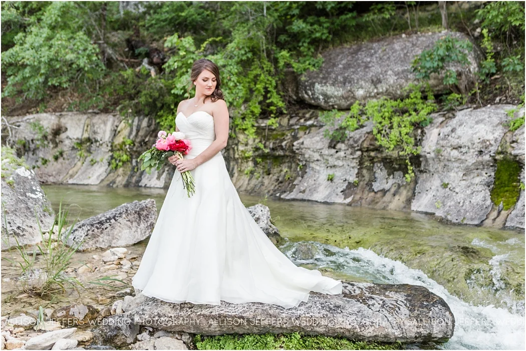Bridal-session-at-CW-Hill-Country-Ranch-Boerne-Texas_0008.jpg