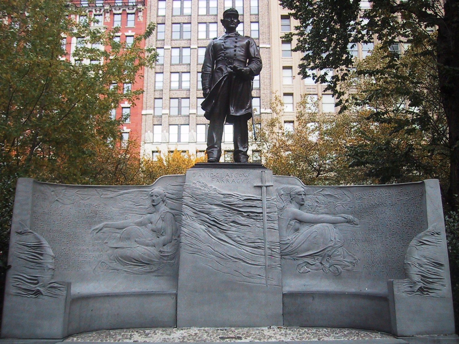 Statue of Catalan-American U.S. Navy Admiral David Farragut
