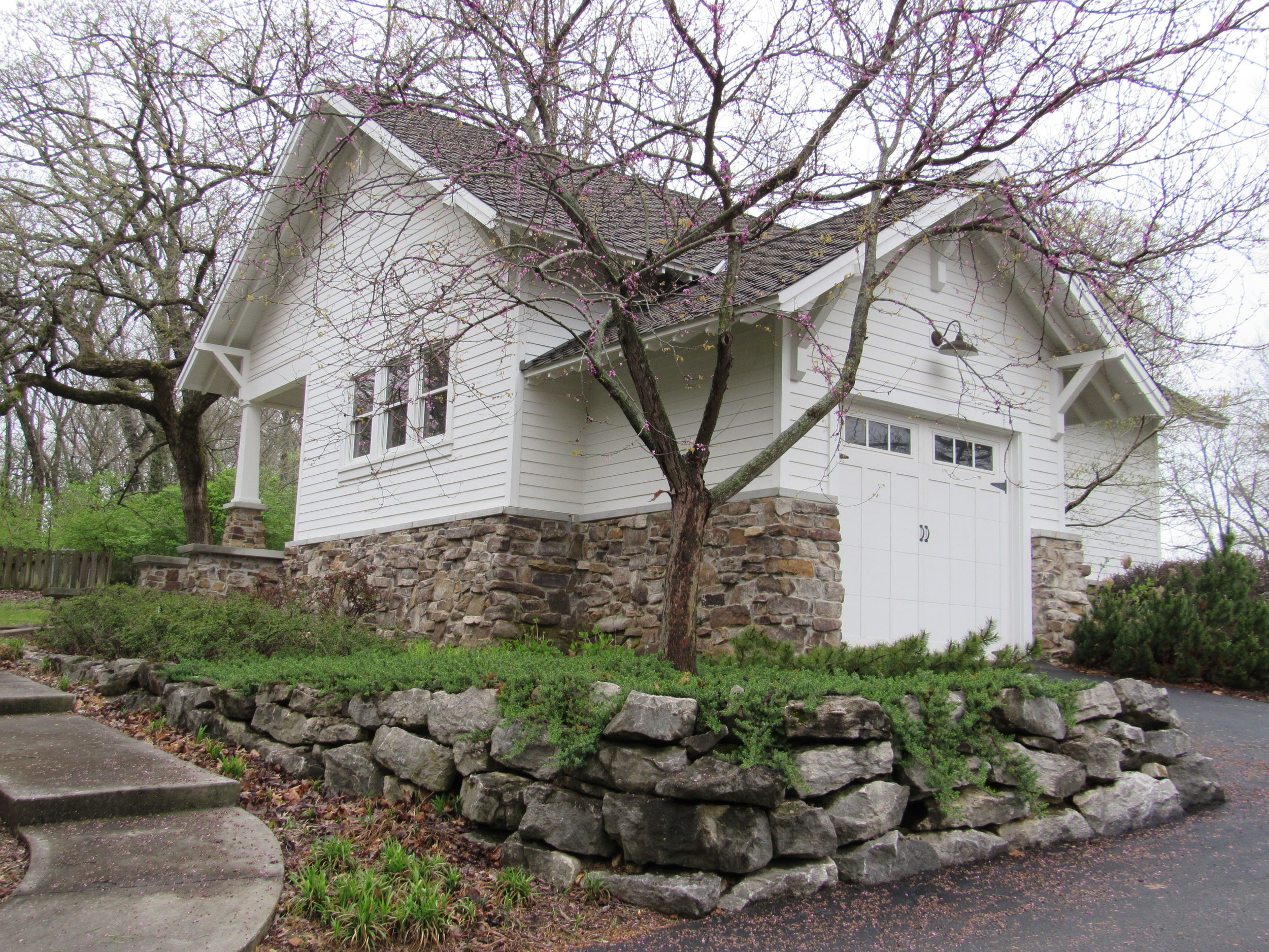 Detached 3-Car Garage