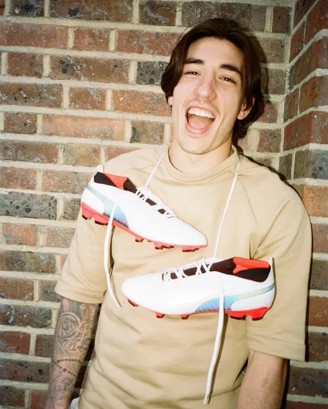 17aw_digital_ts_football_puma-one_q3-_bellerin_5.vadapt.767.high.0_670.jpg