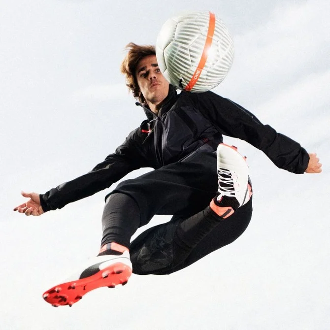 17aw_digital_ts_football_puma-one_q3-_griezmann_3.vadapt.767.high.0_670.jpg
